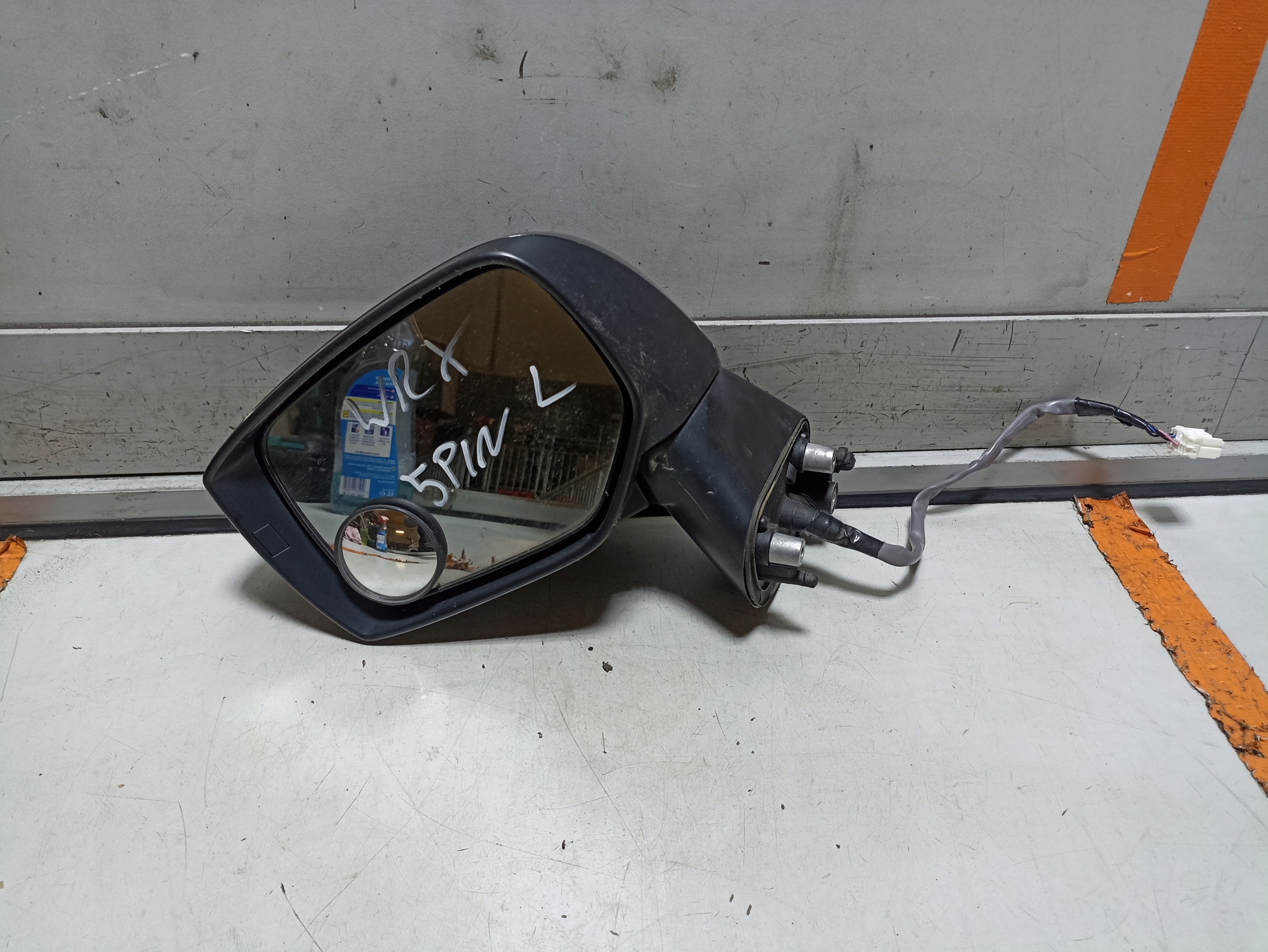 SUBARU WRX VA LUSTERKO LEWE 5 PIN USA