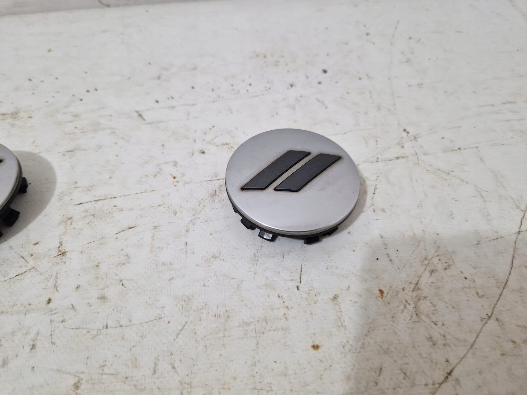 DODGE CHARGER CHALLENGER 2019- cap discs MOPAR 63 MM 6CZ27TRMAA
