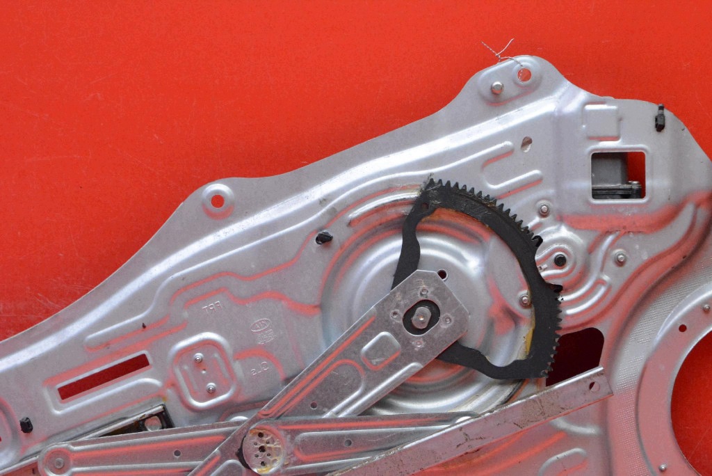 window regulator right front EU 82480-3U130 KIA SPORTAGE 3 III 10-14