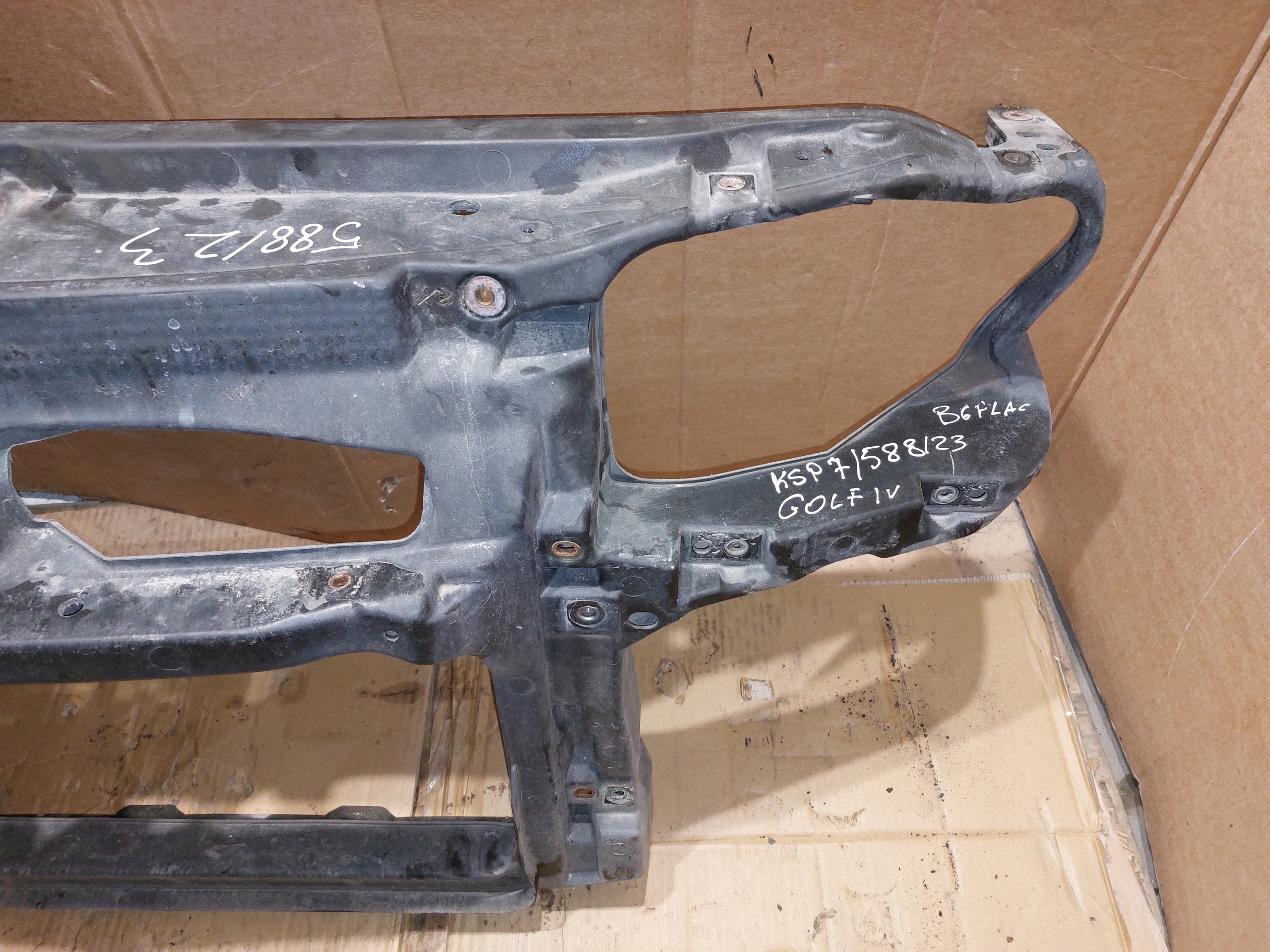 Armature Traverse VW GOLF IV