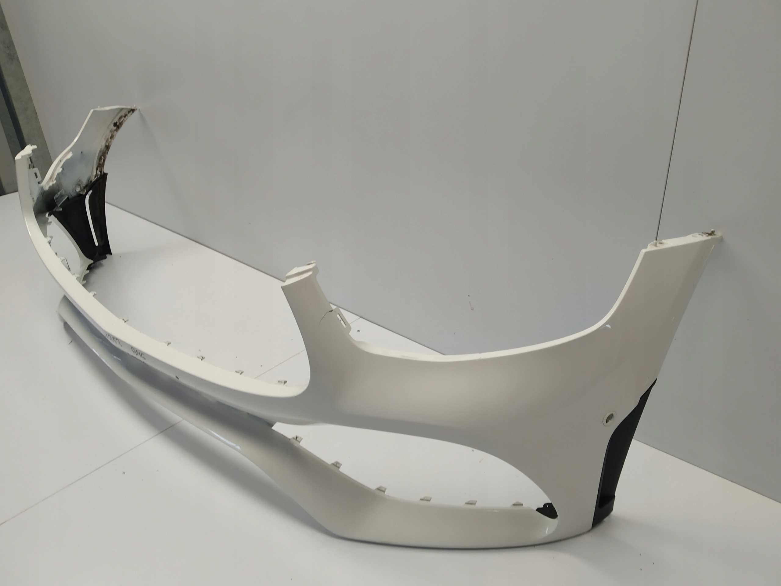 2019r- Mercedes GLC W253 lift AMG bumper front original Bialy