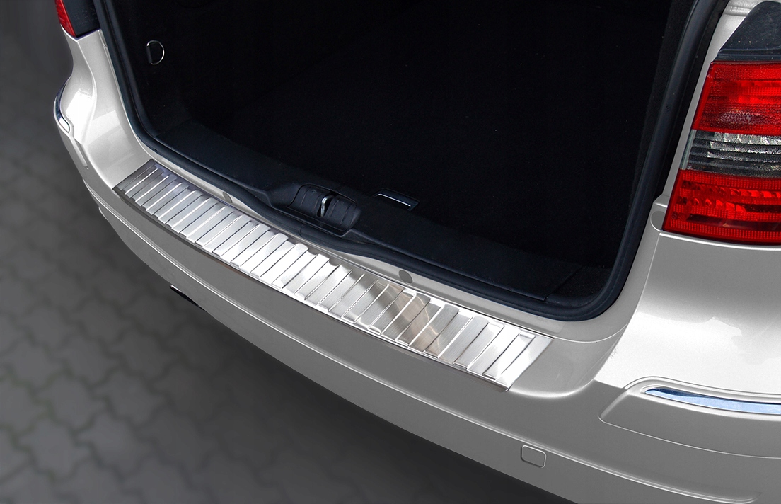 LISTWA NAKŁADKA NA ZDERZAK MERCEDES B KLASA W245 Strona zabudowy tył