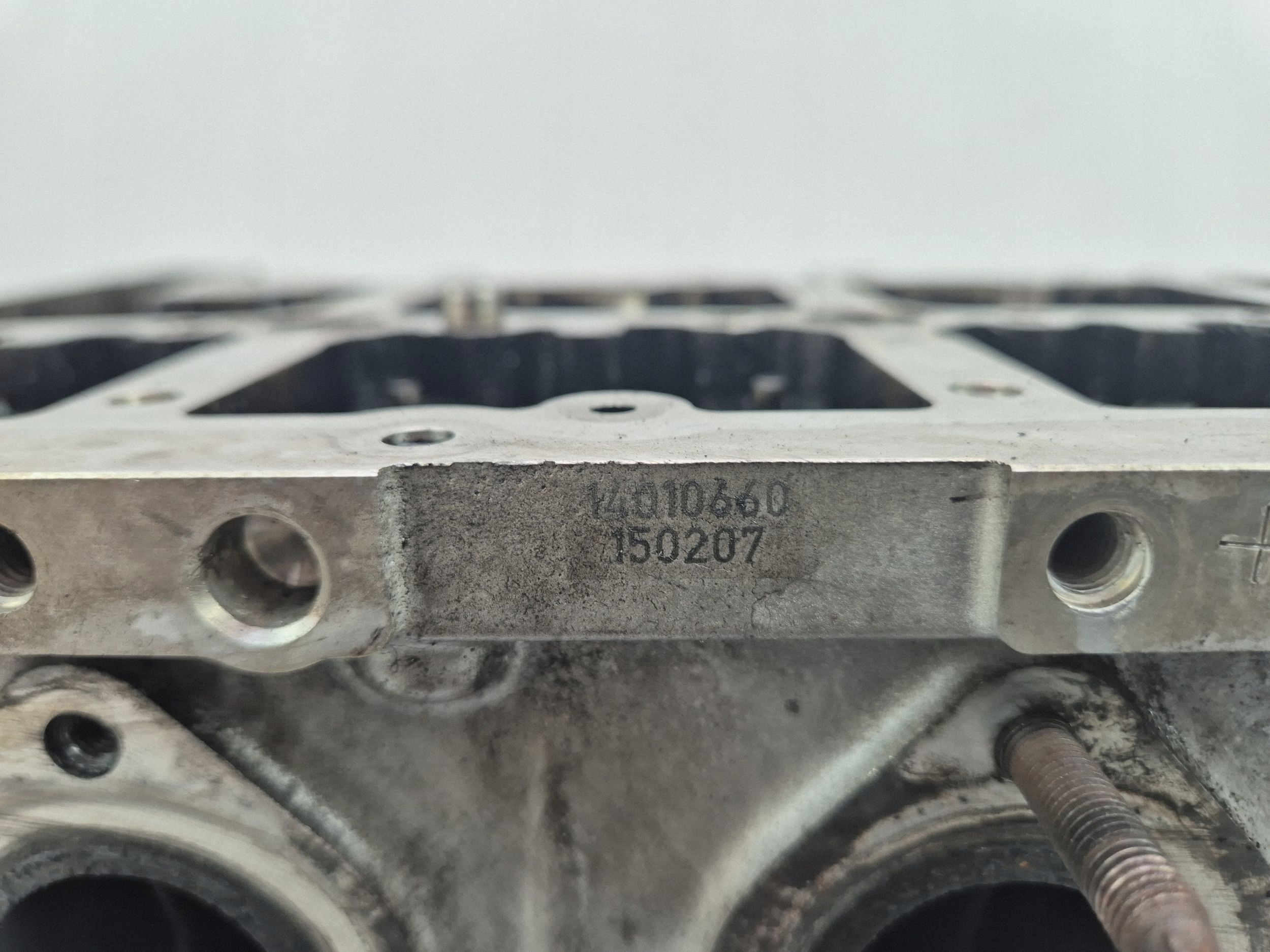 testata motore BMW 3 E90 E91 318d 7797678 N47D20A