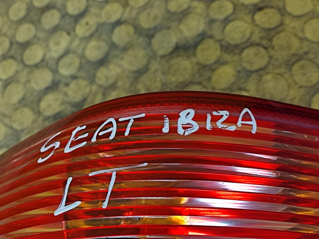 SEAT IBIZA II licht links heck