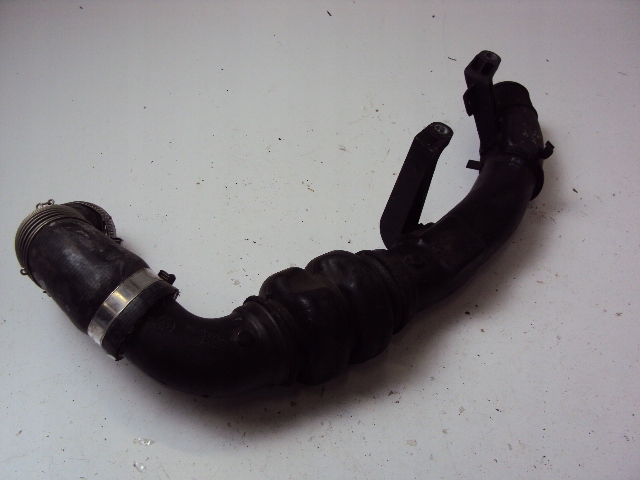 DS73-6C646-FE - ТРУБА ІНТЕРКУЛЕРА FORD MONDEO MK5 2.0 TDCI 14-