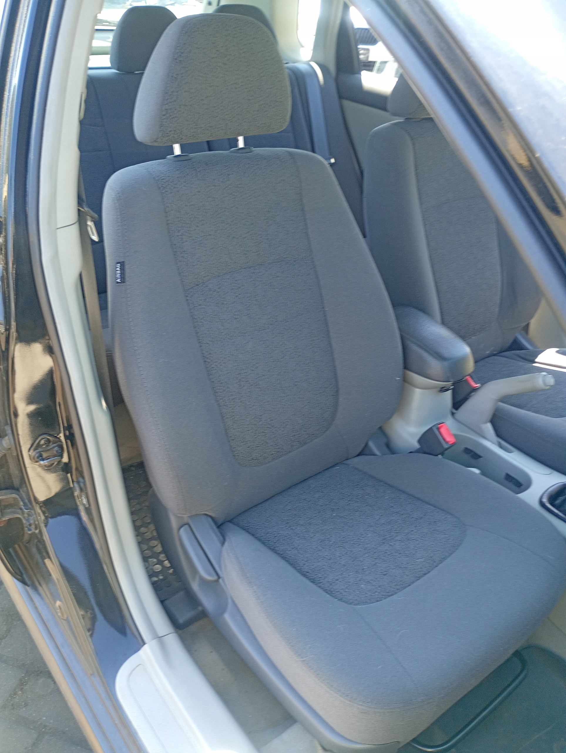 sedile Destra passeggeri Kia CERATO 1 e 04-07
