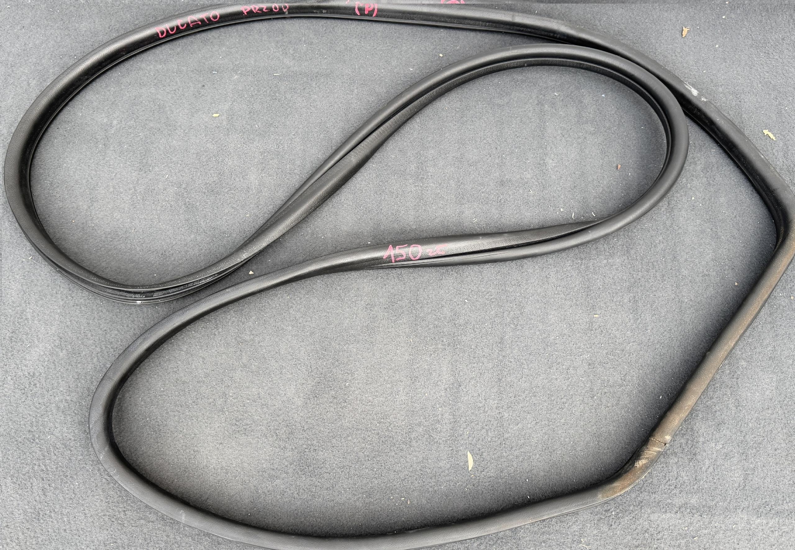 DUCATO BOXER JUMPER 06- gasket door PRZEDNICH PRAWYCH right front