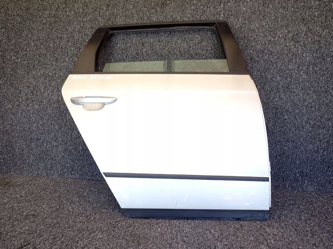 VW PASSAT B6 KOMBI TÜR RECHTS HINTEN HECK