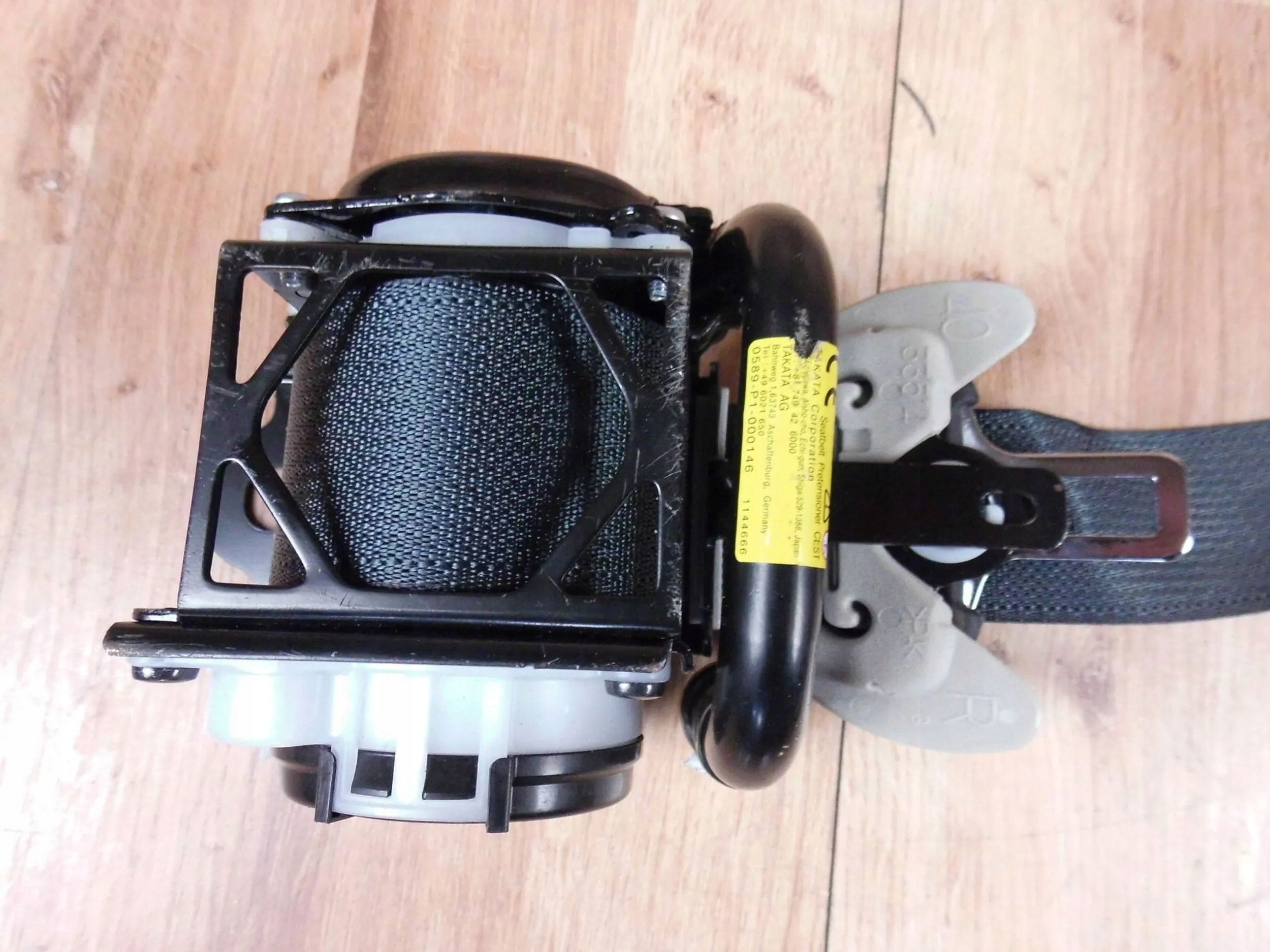 Infiniti Q50 tension belt safety front front right