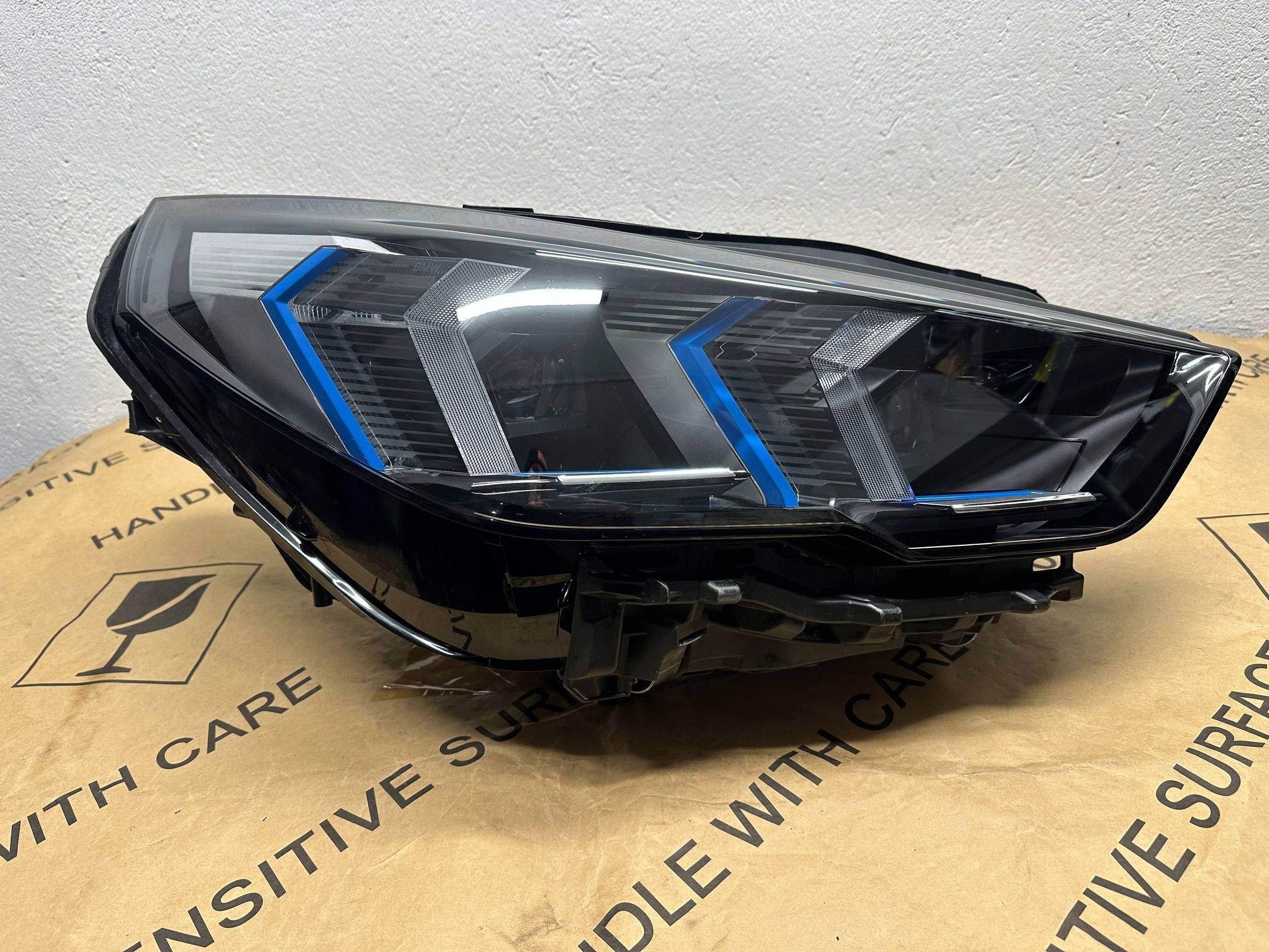 фара BMW X2 U10 5A77EB8-04
