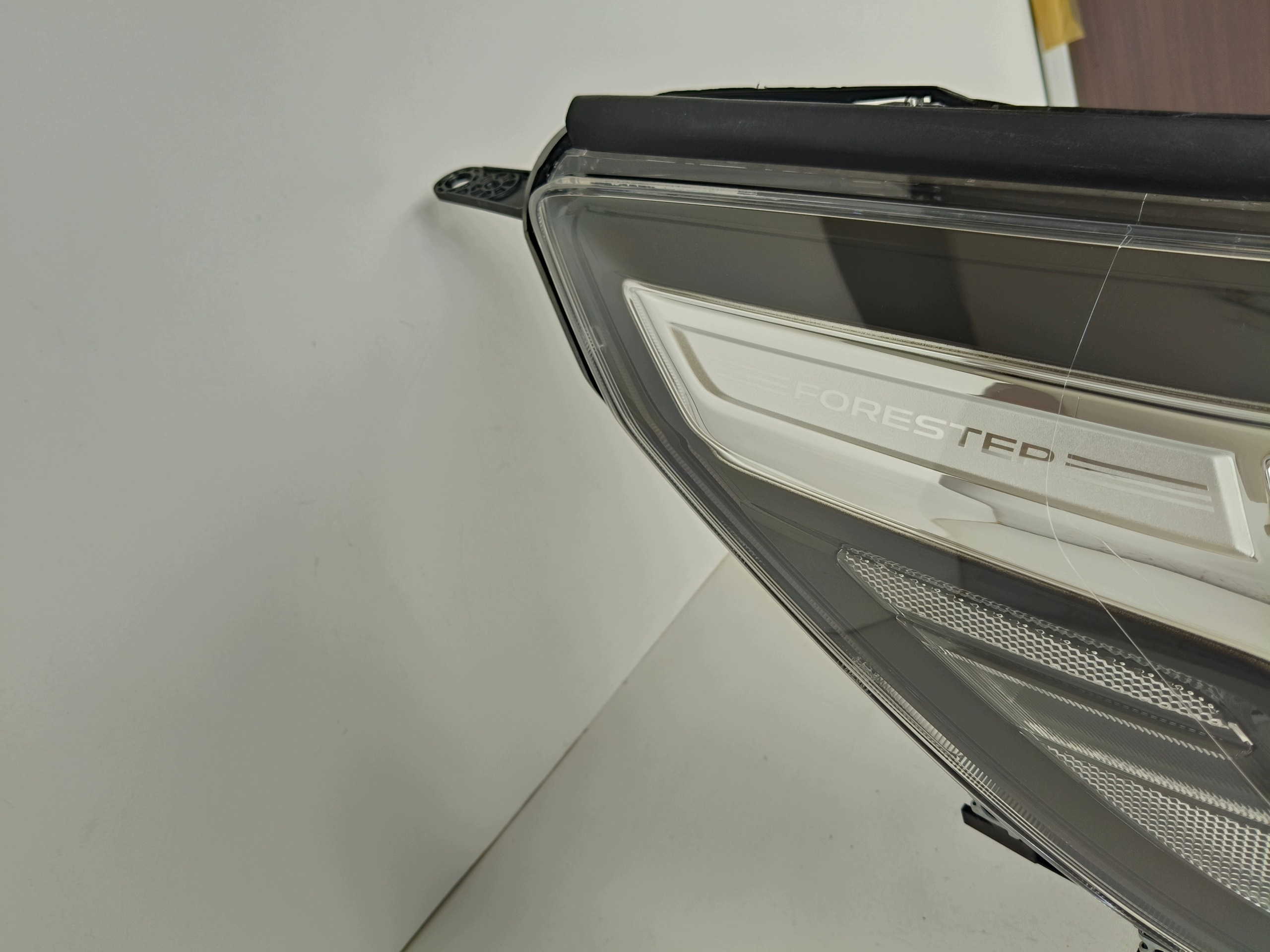 light right REFLEKTOR SUBARU FORESTER V 19- FULL LED DARK SPORT CIEMNA