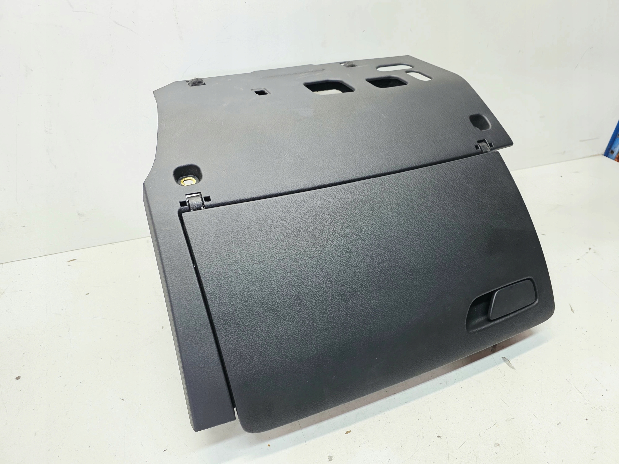 Handschuhfach des Beifahrers AUDI A3 8V 8V1857035