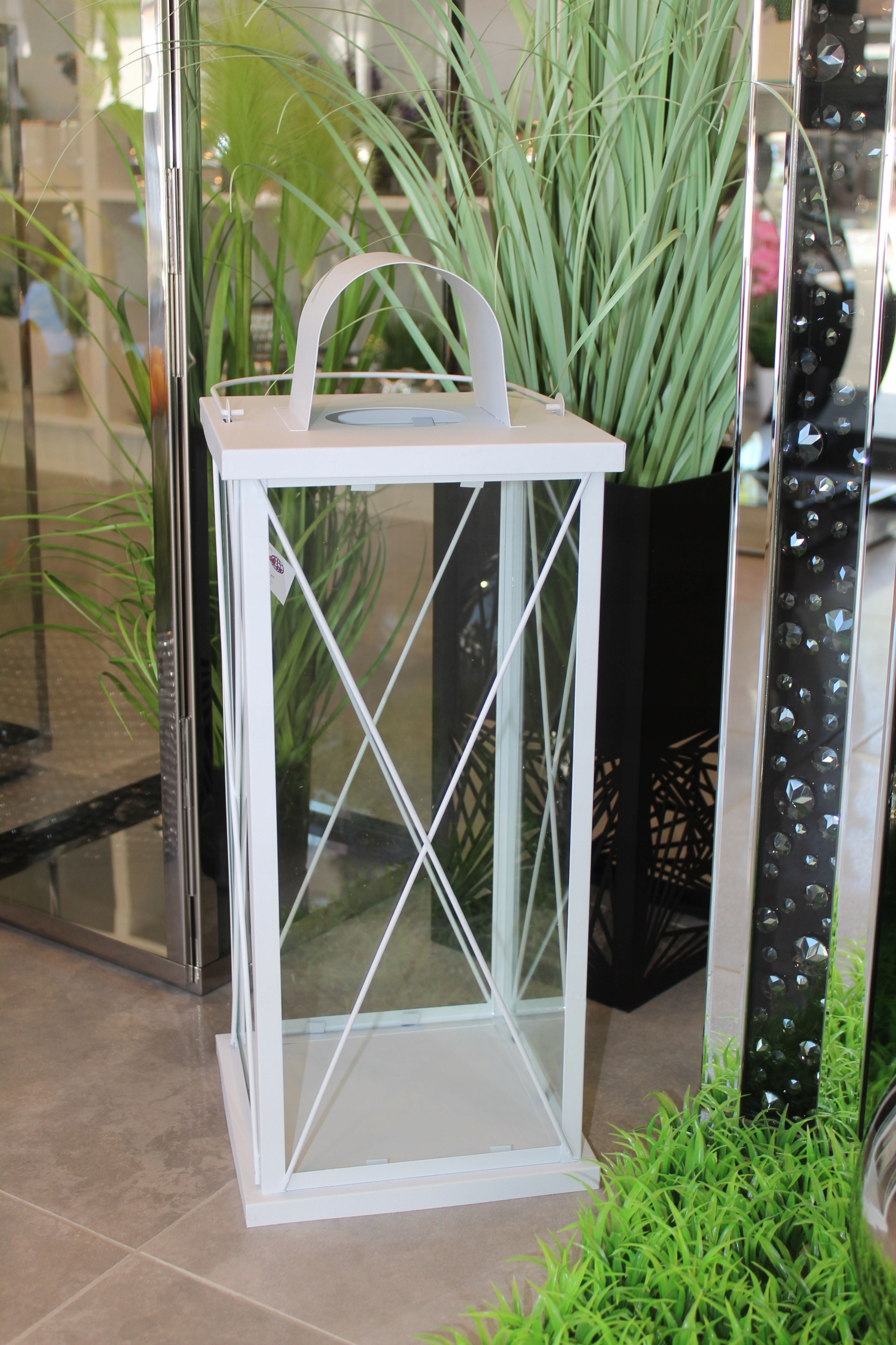 Metalowy lampion latarnia latarenka metalowa H56 Rodzaj lampion