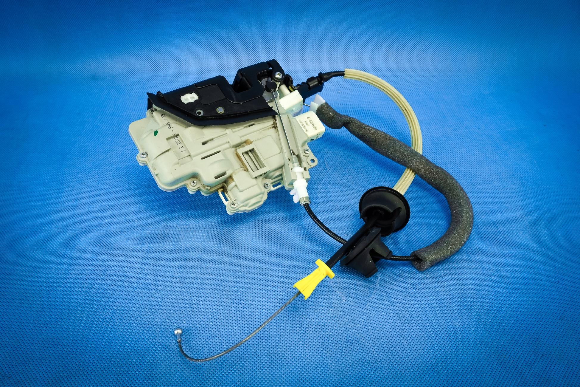 lock door front right Audi A7 S7 RS7 4G1837016B