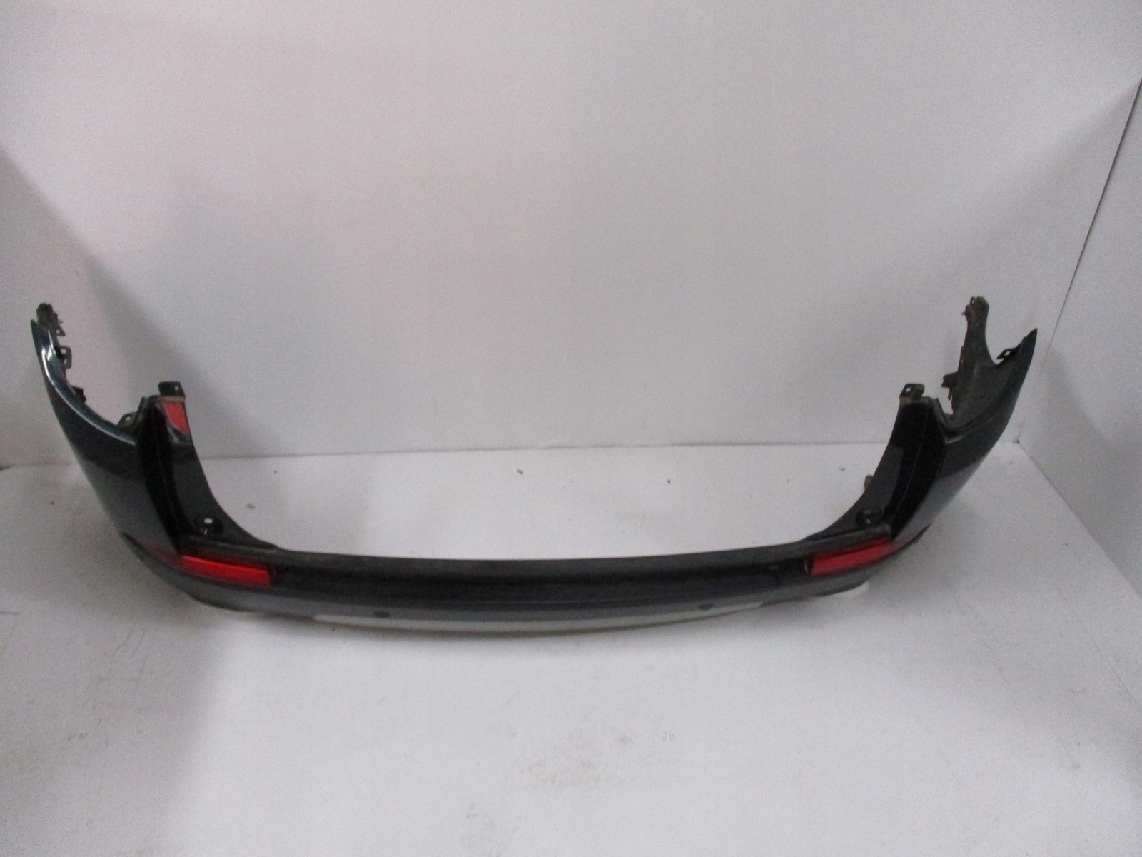 bumper rear part RANGE ROVER EVOQUE 4 PDC 18R rear