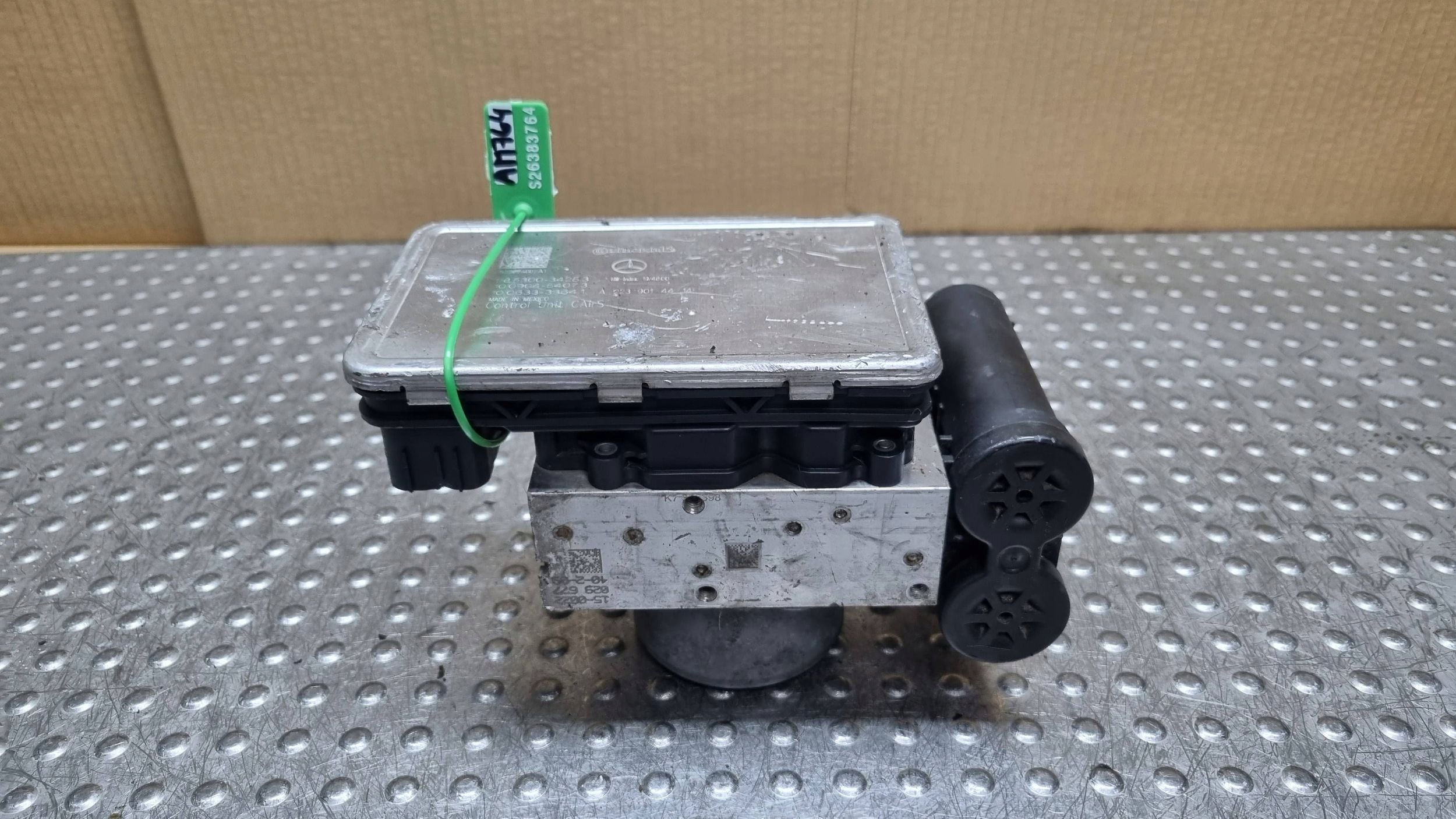 compressor; pump springing AIRMATIC A2233200804 A2239014414 MERCEDES W223