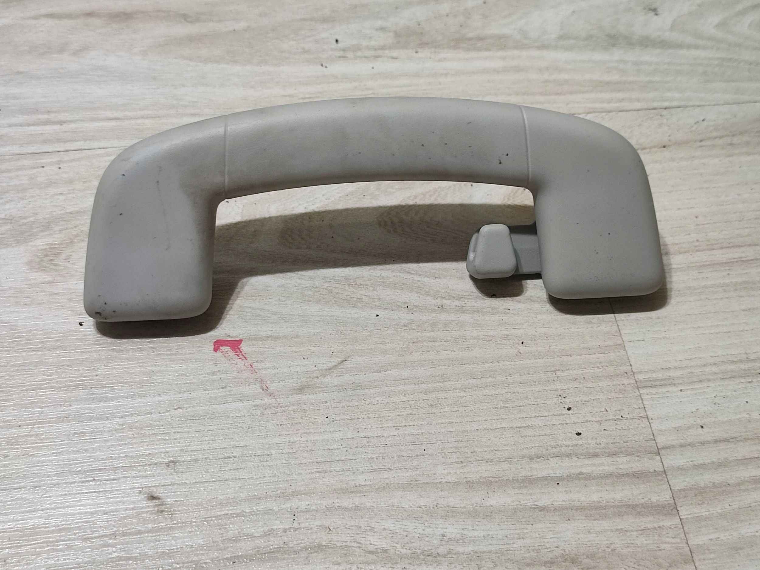 Skoda Scala 2020 bracket / handle sufitowa rear