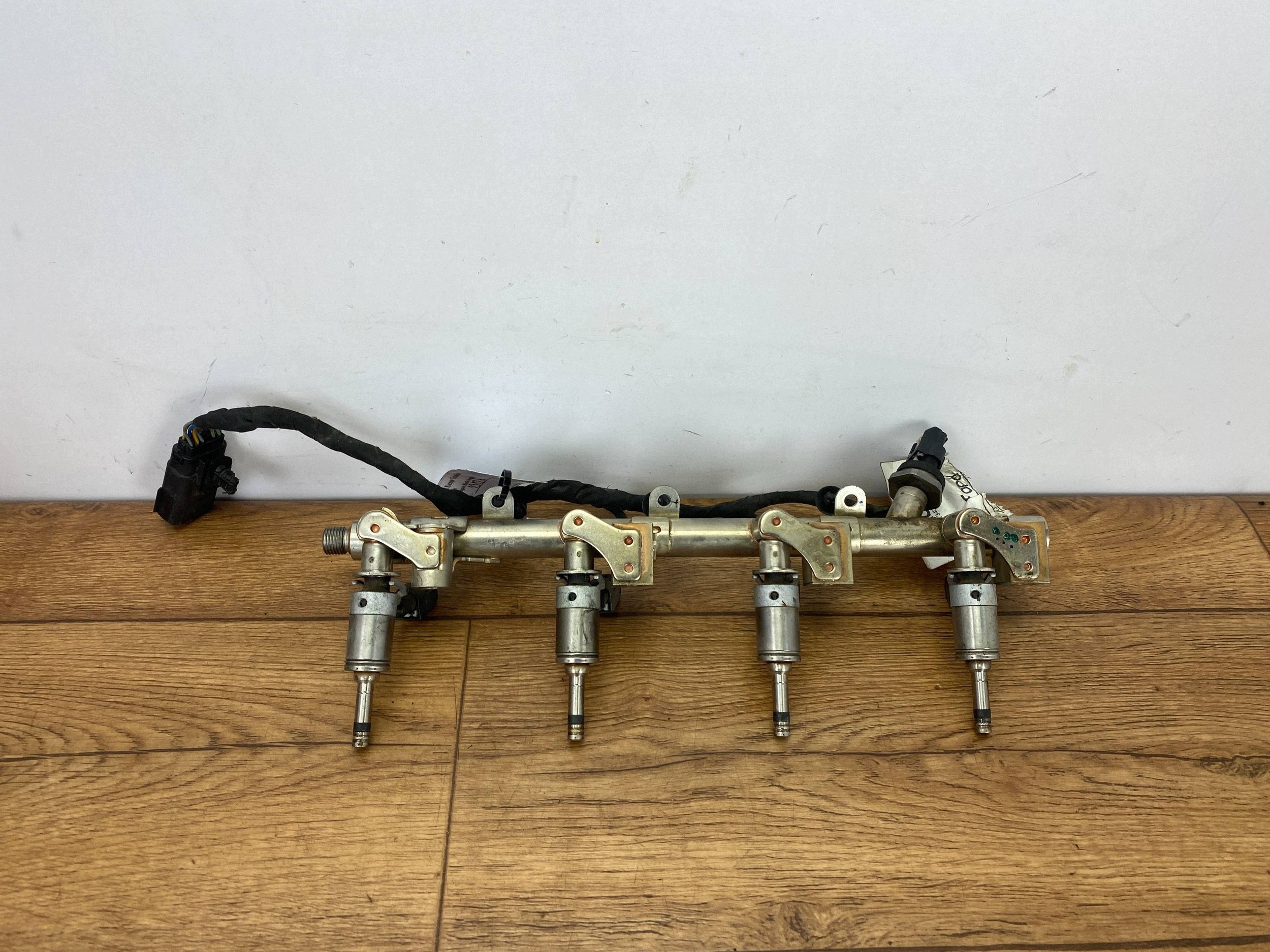 Rampe injection Ford Escape IV Kuga MK3 2020+