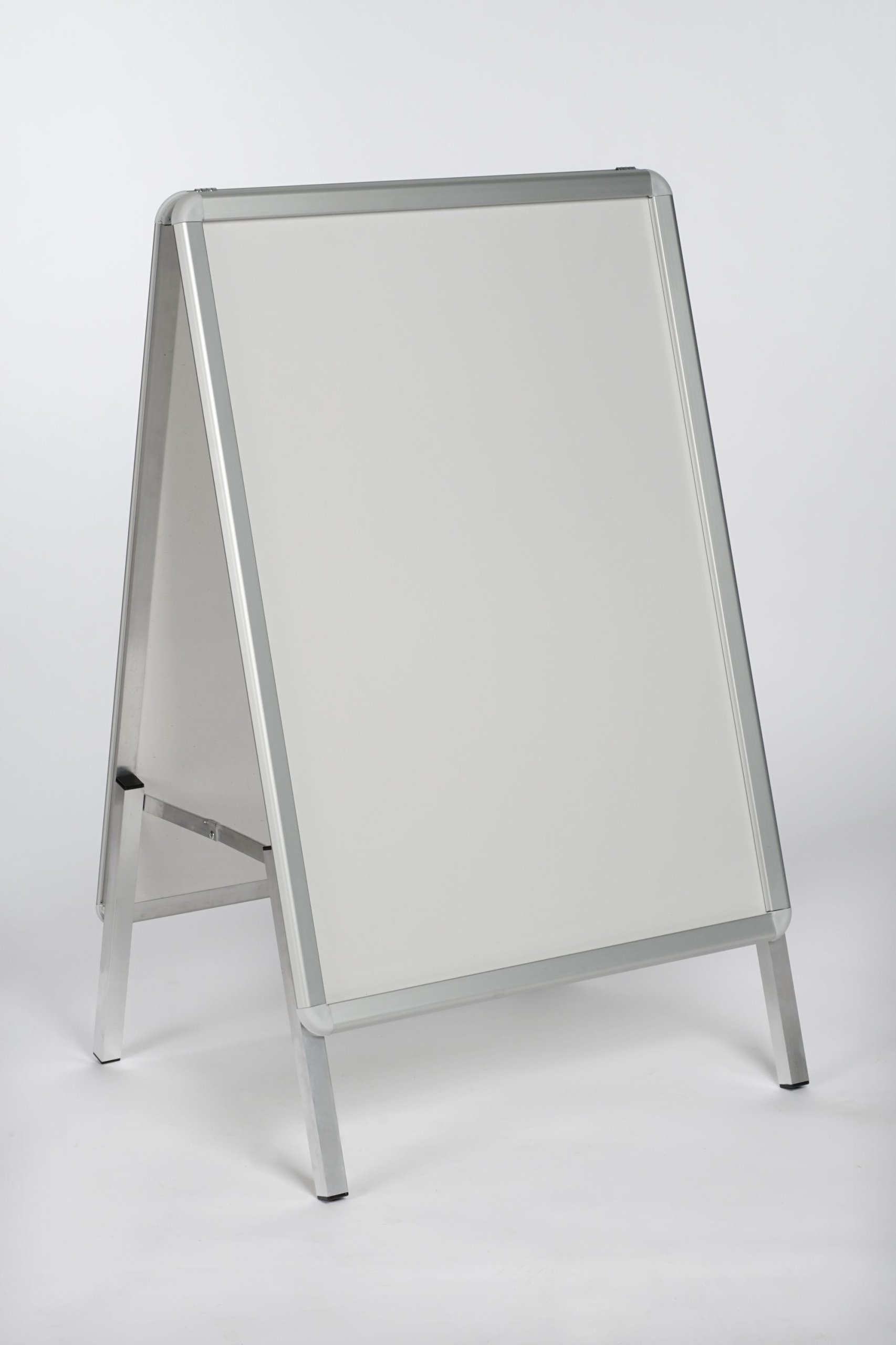 STOJAK REKLAMOWY A2 2STR. (POTYKACZ) + FOLIA ANTYREF. PROFIL 32MM ANODA!!! Wysokość produktu 80 cm