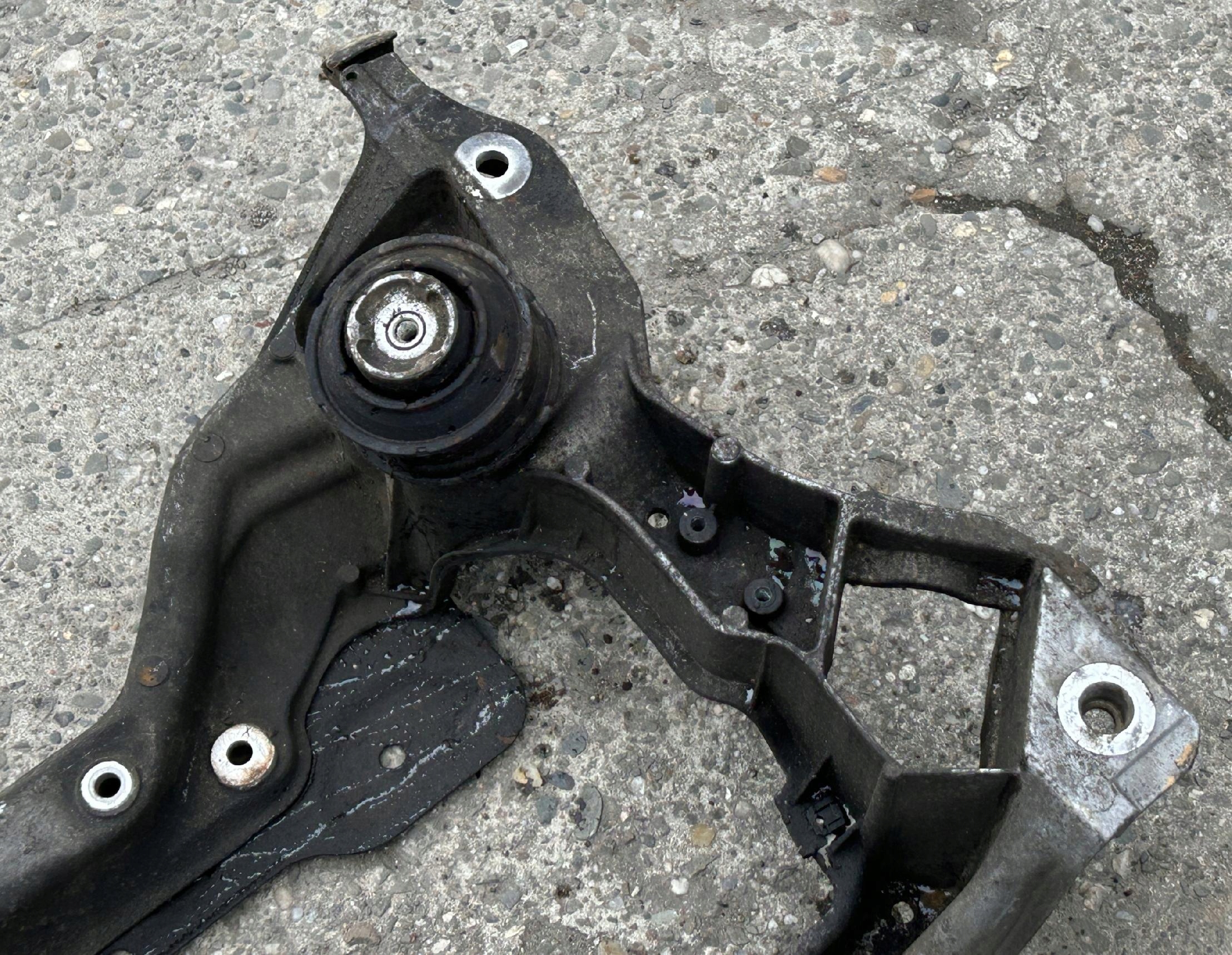 subframe front subframe MERCEDES C 203 SPORT COUPE