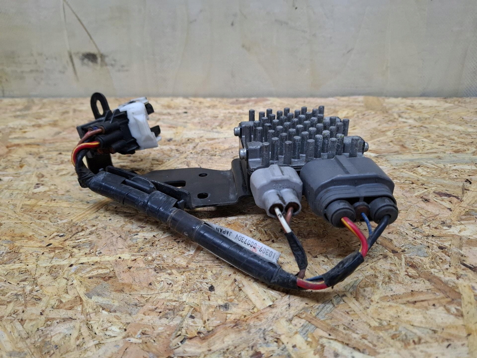 modulo Controllo wentylatorem radiatore Mazda 5 2 2011 10307-00073DV