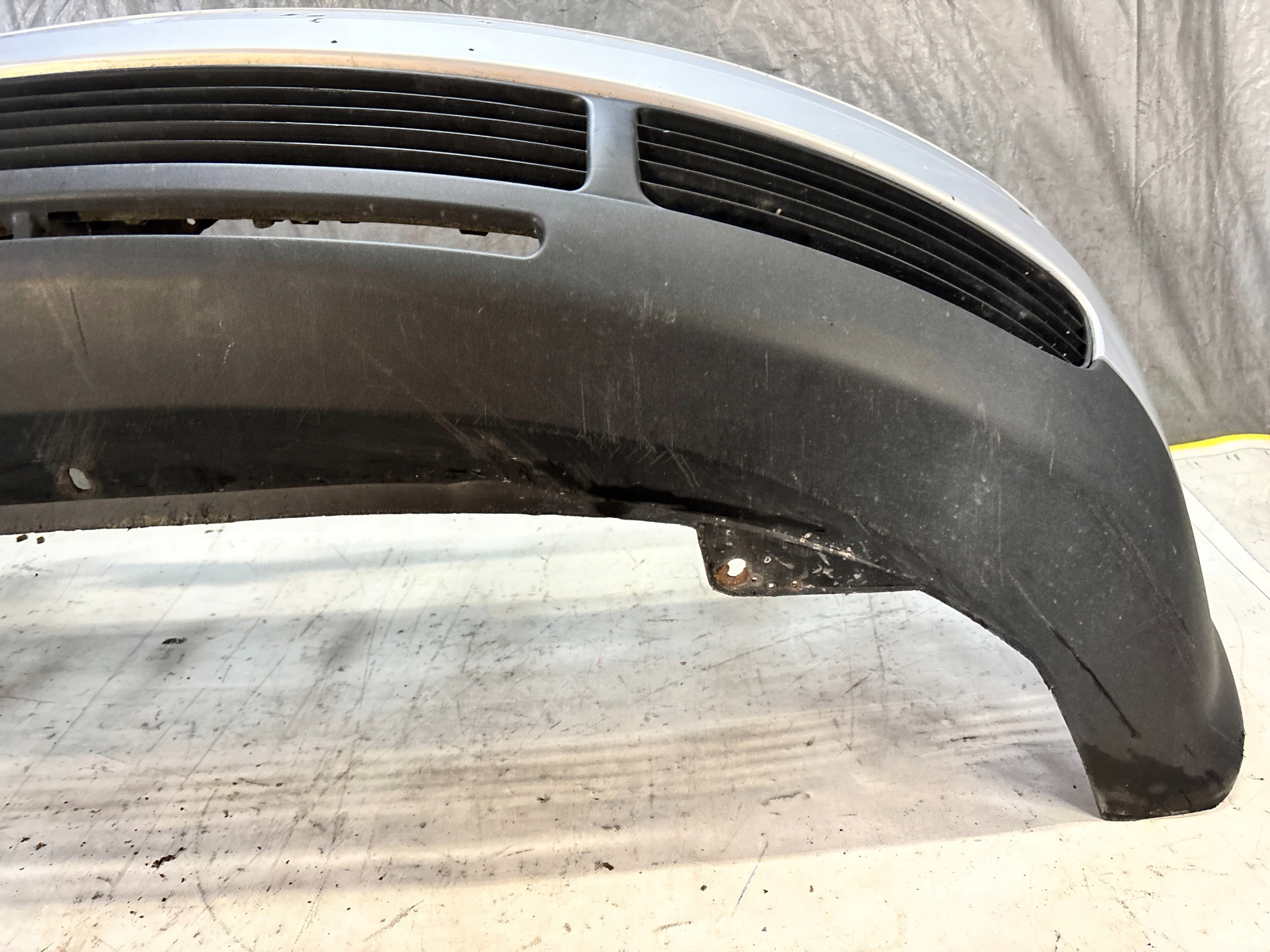Frontstoßstange vorne VW PASSAT B5 K: LB7Z