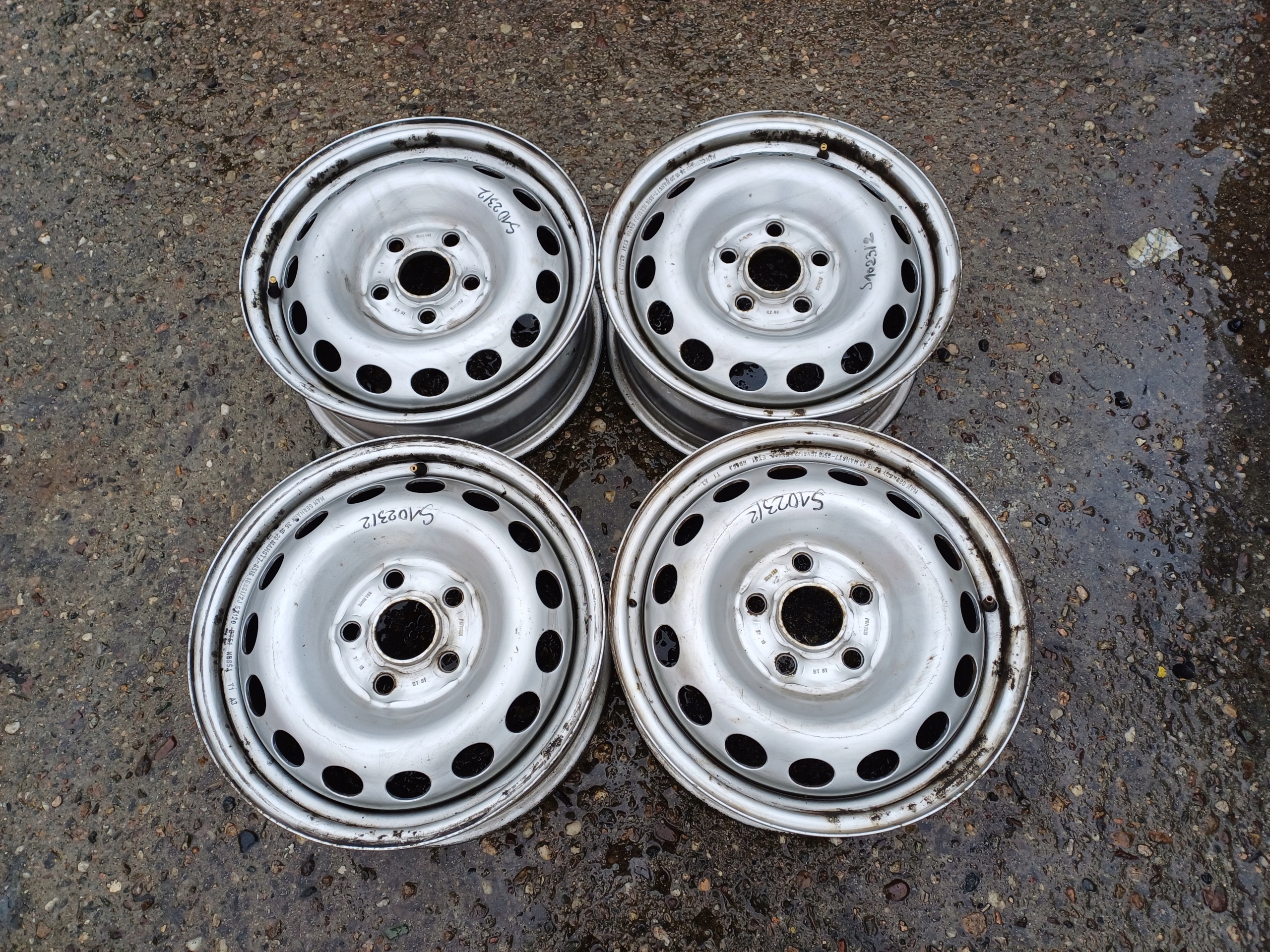 VW T5 T6 CRAFTER FELGA STALOWA SREBRNA 6,5x16 5x120 ET51