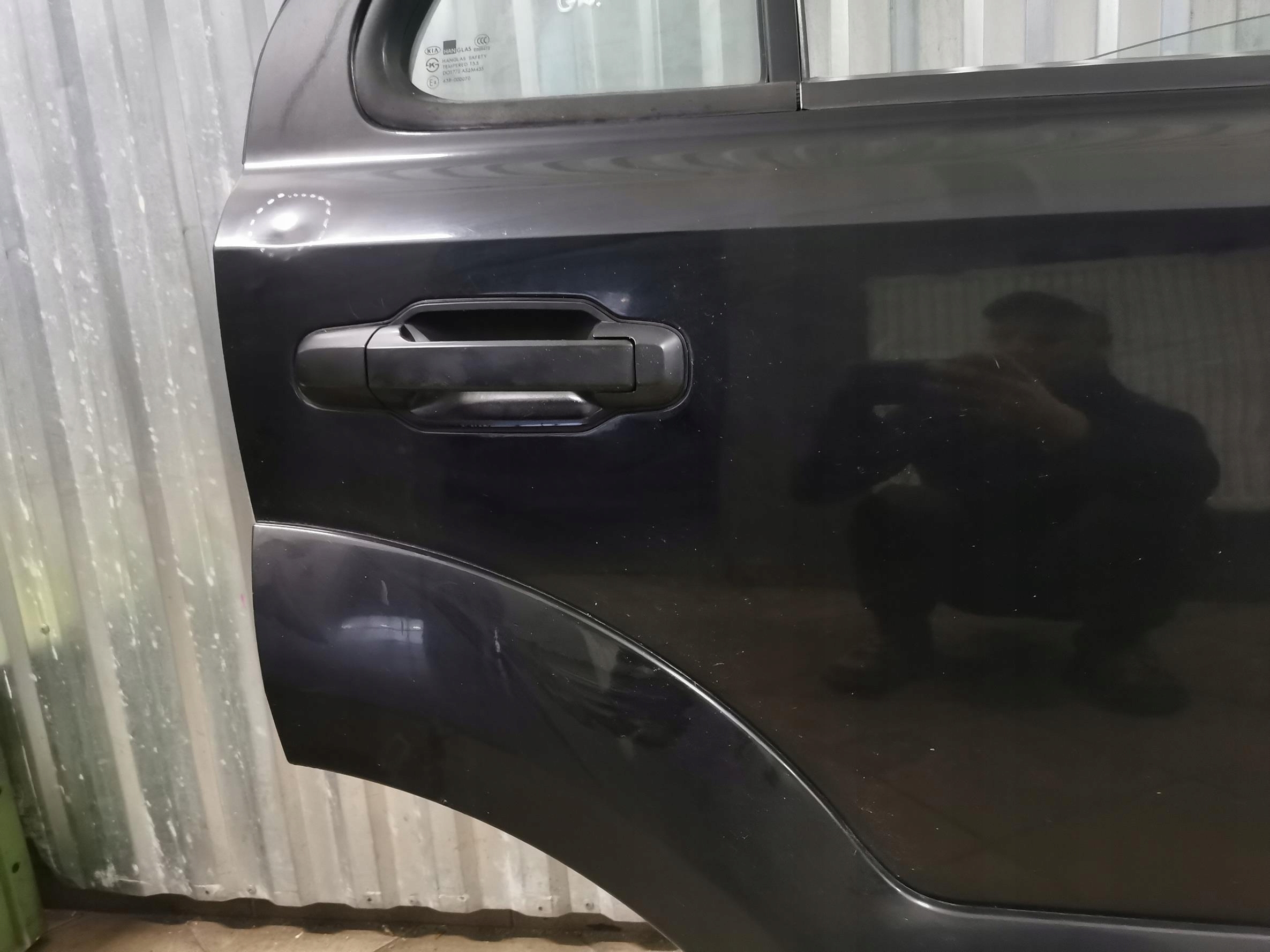 door right rear part complete KIA SORENTO and EB 02-09