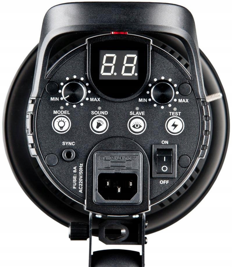 Quantuum Up! 200 zábleskové světlo 200W