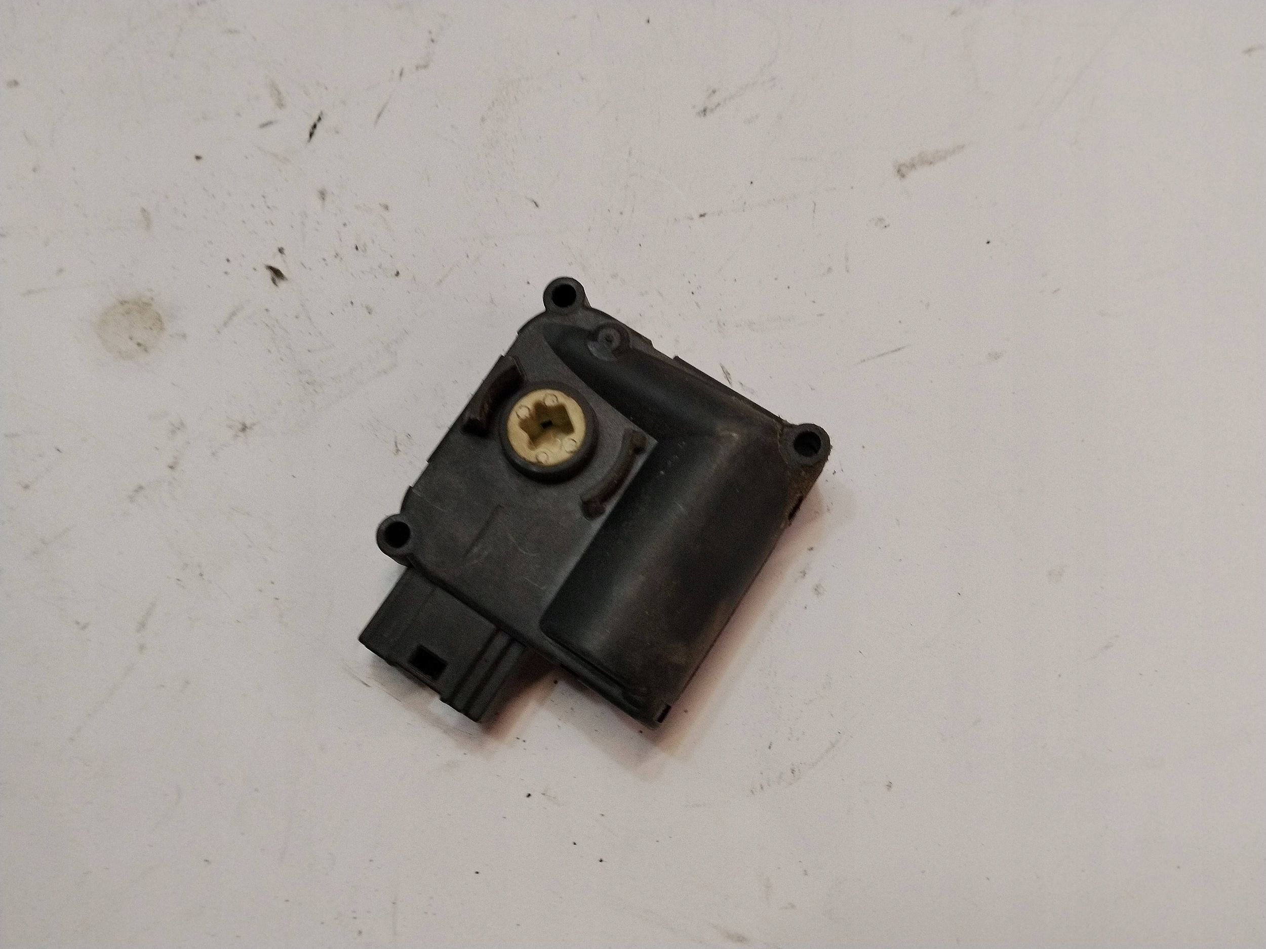 Micro moteur klap Bouches buses Bloc de chauffage complet Audi A8 S8 D3 4E 0132801323