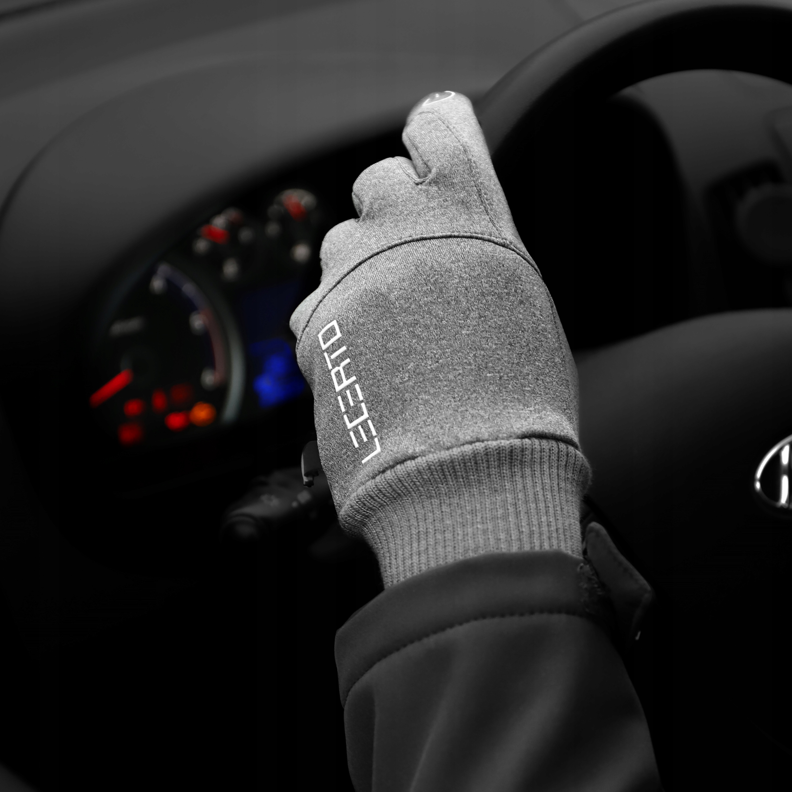 ZIMOWE OCIEPLANE RĘKAWICZKI DOTYKOWE WODOODPORNE WIATROSZCZELNE LECERTO Kod producenta 5904538361808