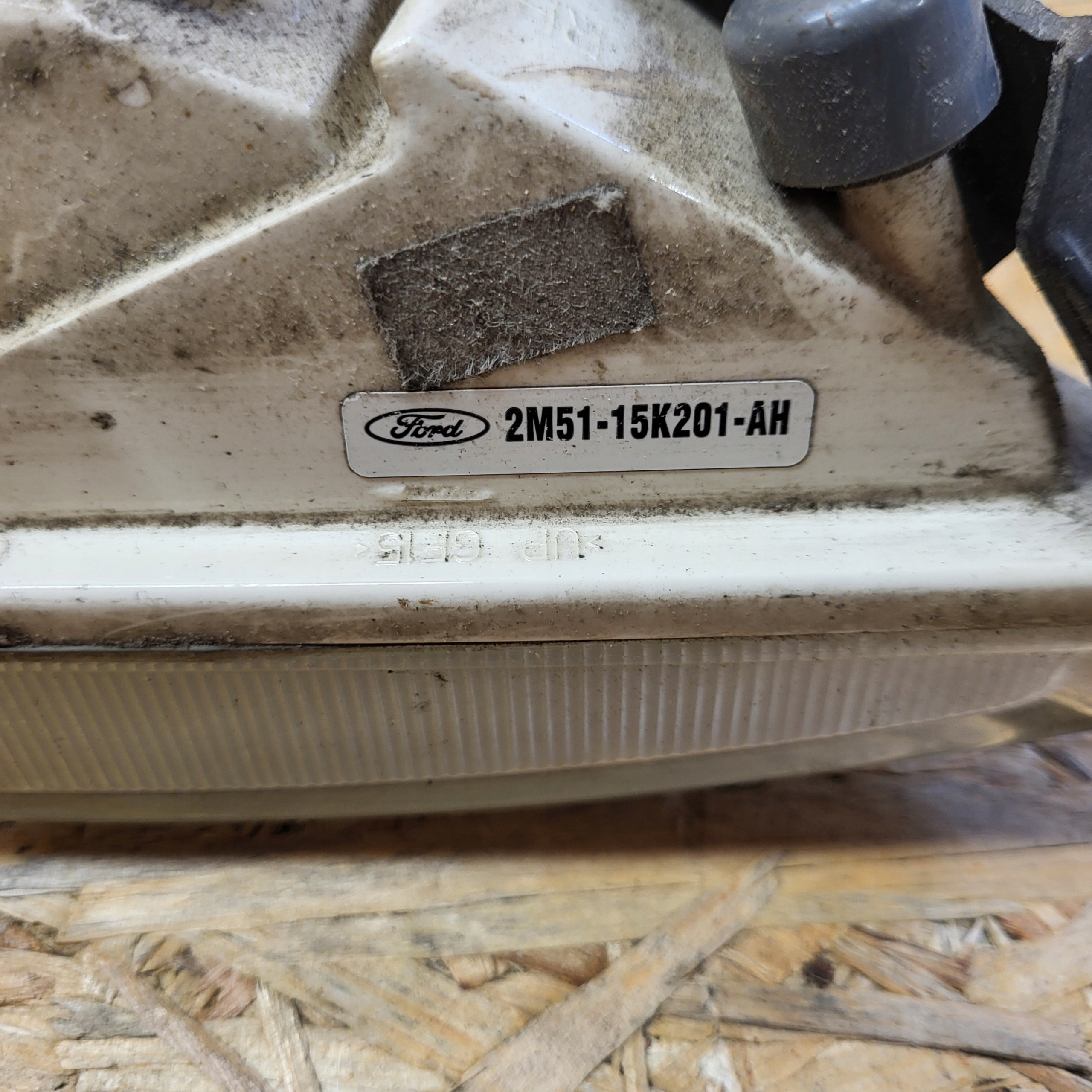 FORD FOCUS MK1 01-04R LIFT fog light right front