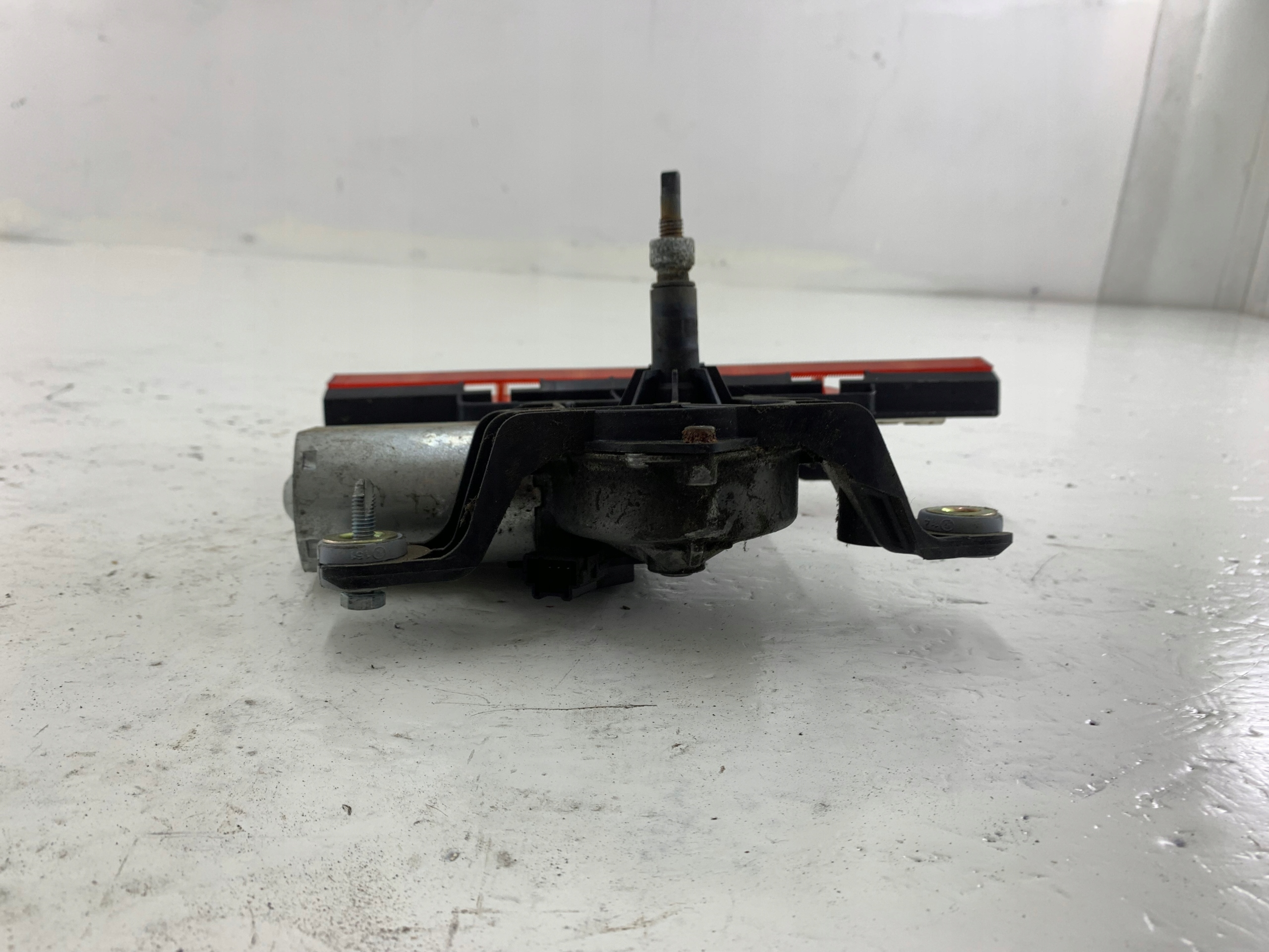 MERCEDES W169 wischergsetänge heck + leuchte STOP A1698200340