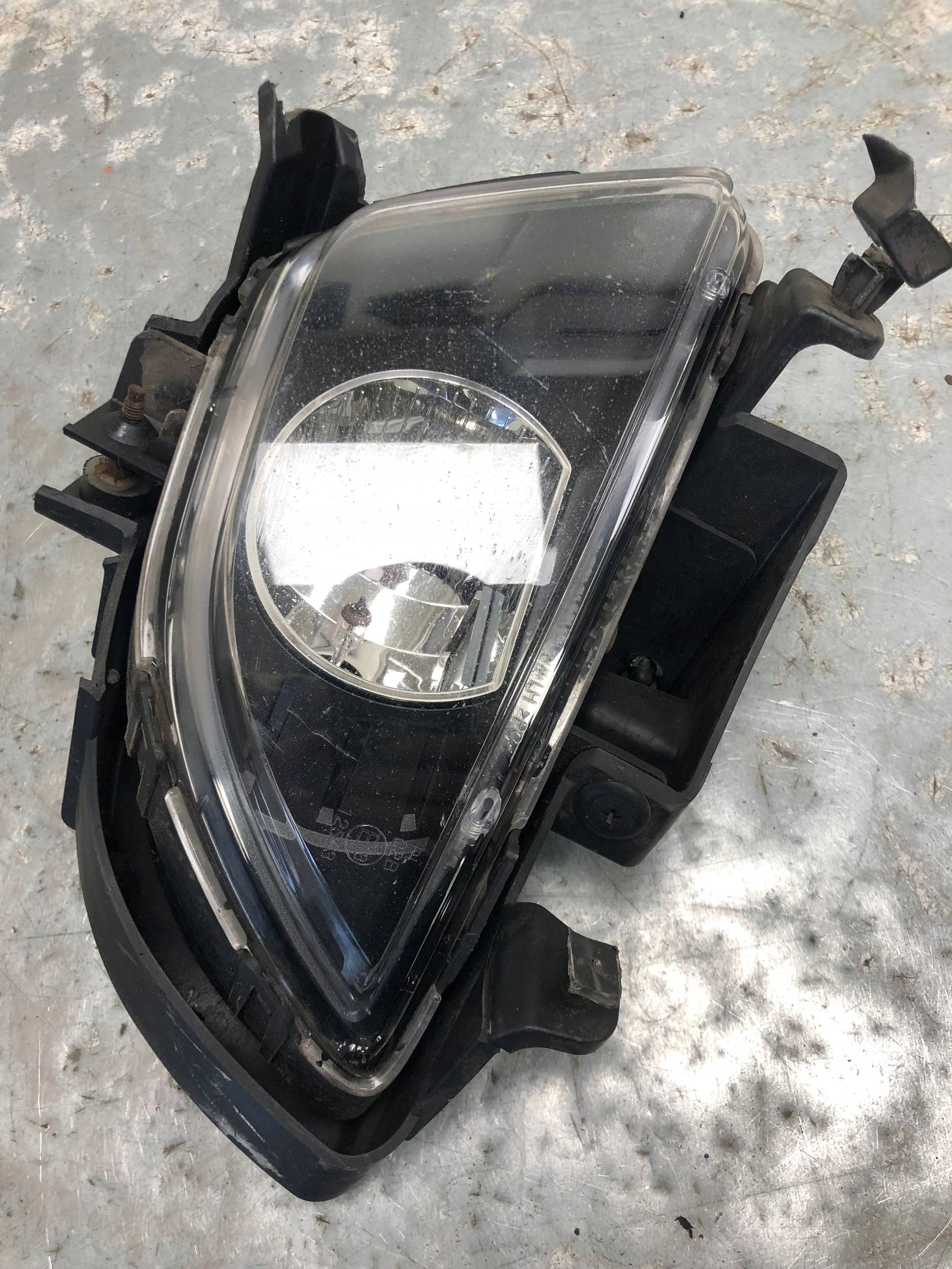 fog light left front HYUNDAI I30 and LIFT