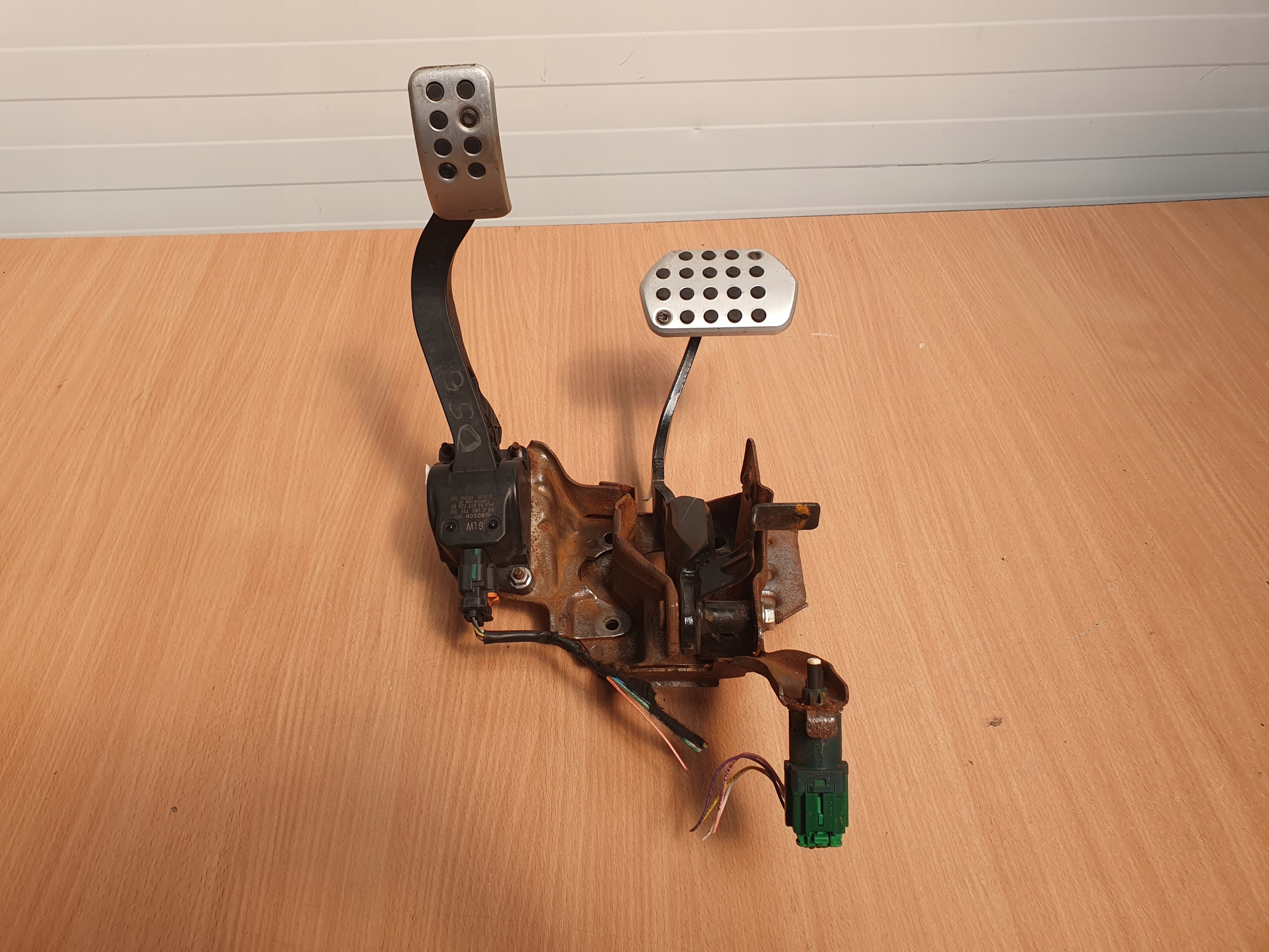 PEDAŁ HAMULCA GAZU MOCOWANIE CZUJNIK CITROEN DS5