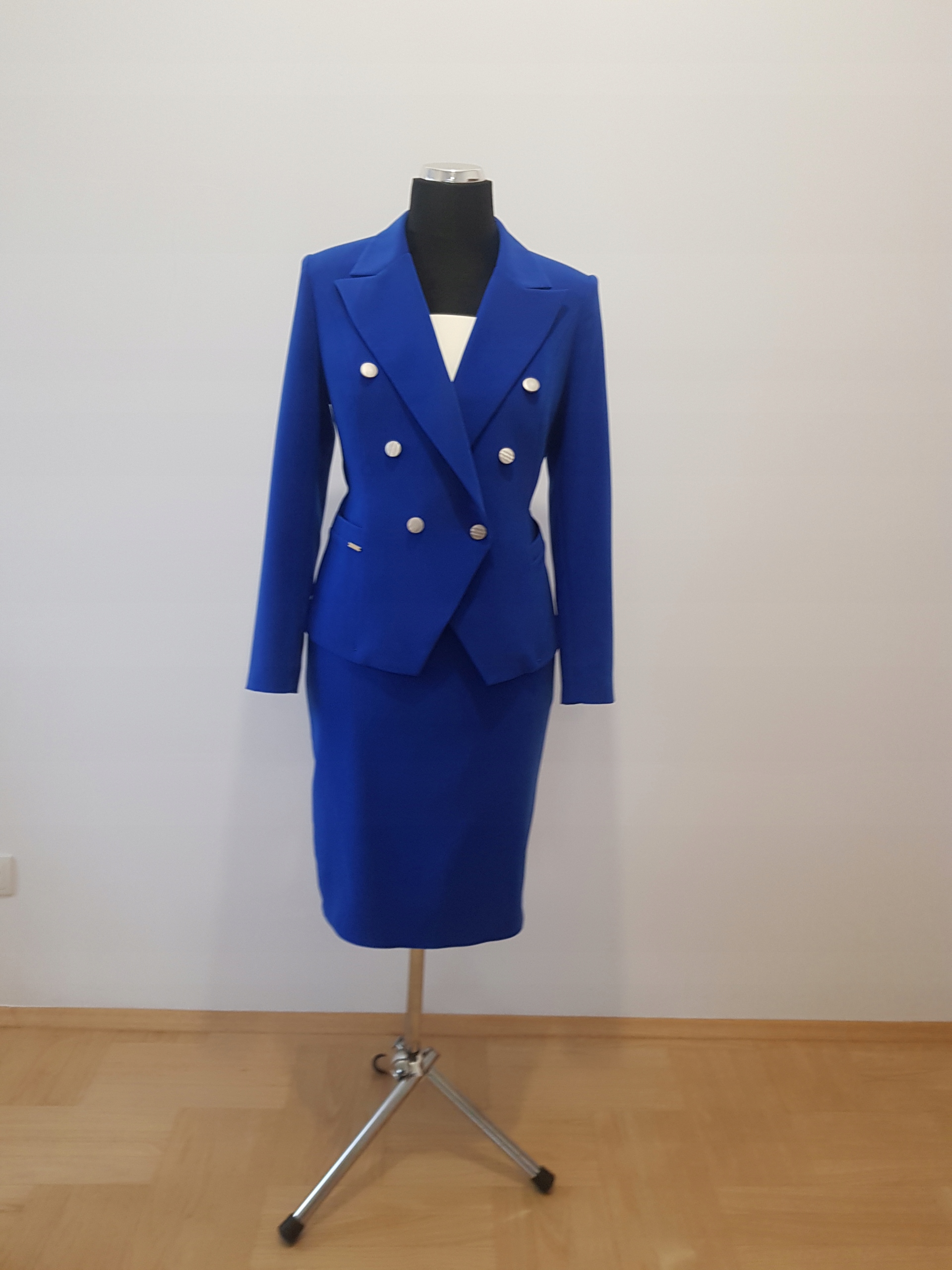 Obchodní Kostým Chrpa 48 50 52 54 56 58 60 62