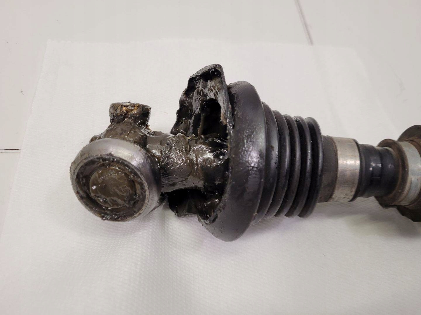 semi-axis front left side Renault Kadjar 2018 39101HV80A