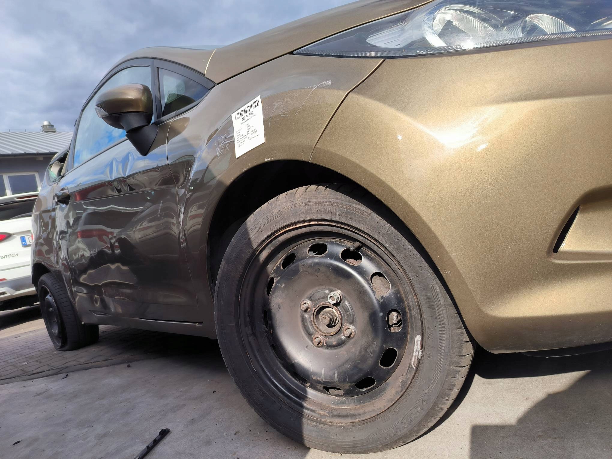 fender right front FORD FIESTA MK7