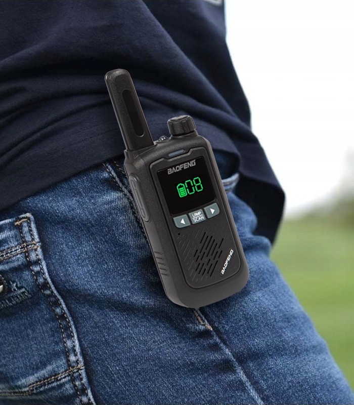 KRÓTKOFALÓWKI 2x WALKIE TALKIE BAOFENG RADIOTELEFON LATARKA DUŻY ZASIĘG Marka Baofeng