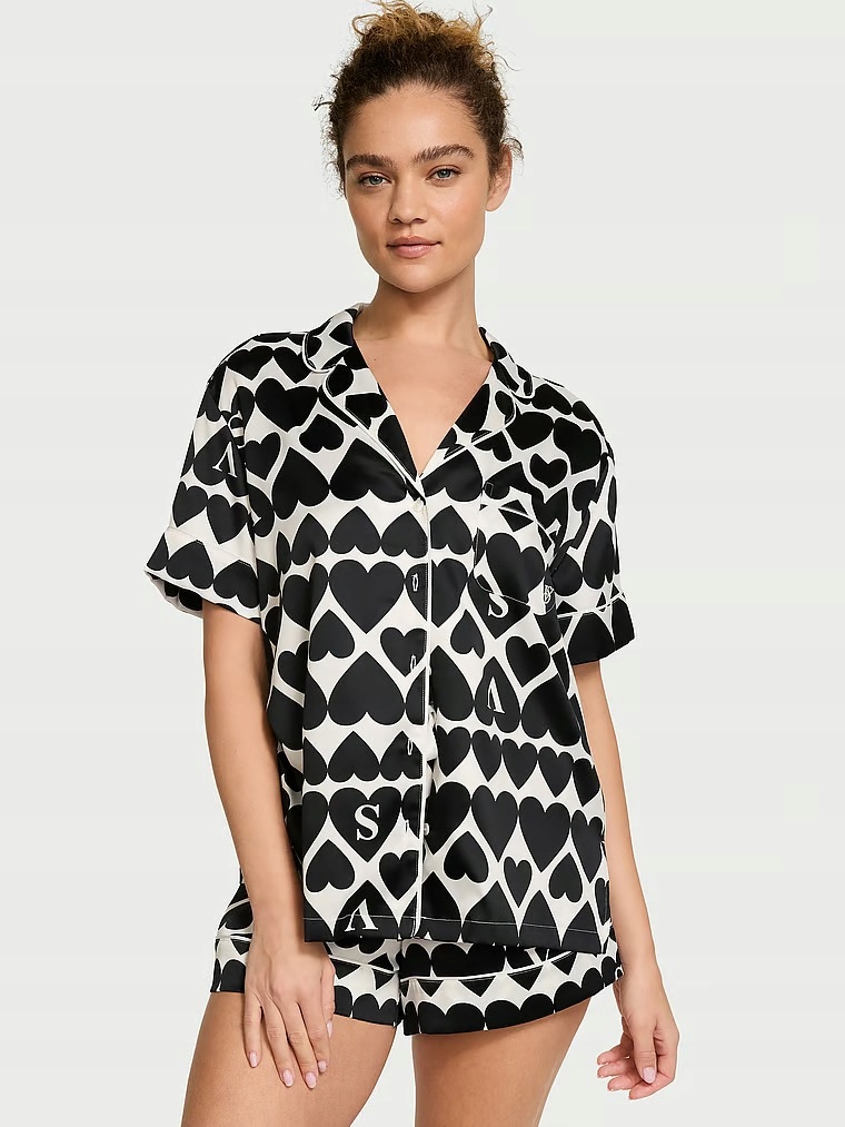 Krátké saténové pyžamo Victoria's Secret černé srdce Xs (s)