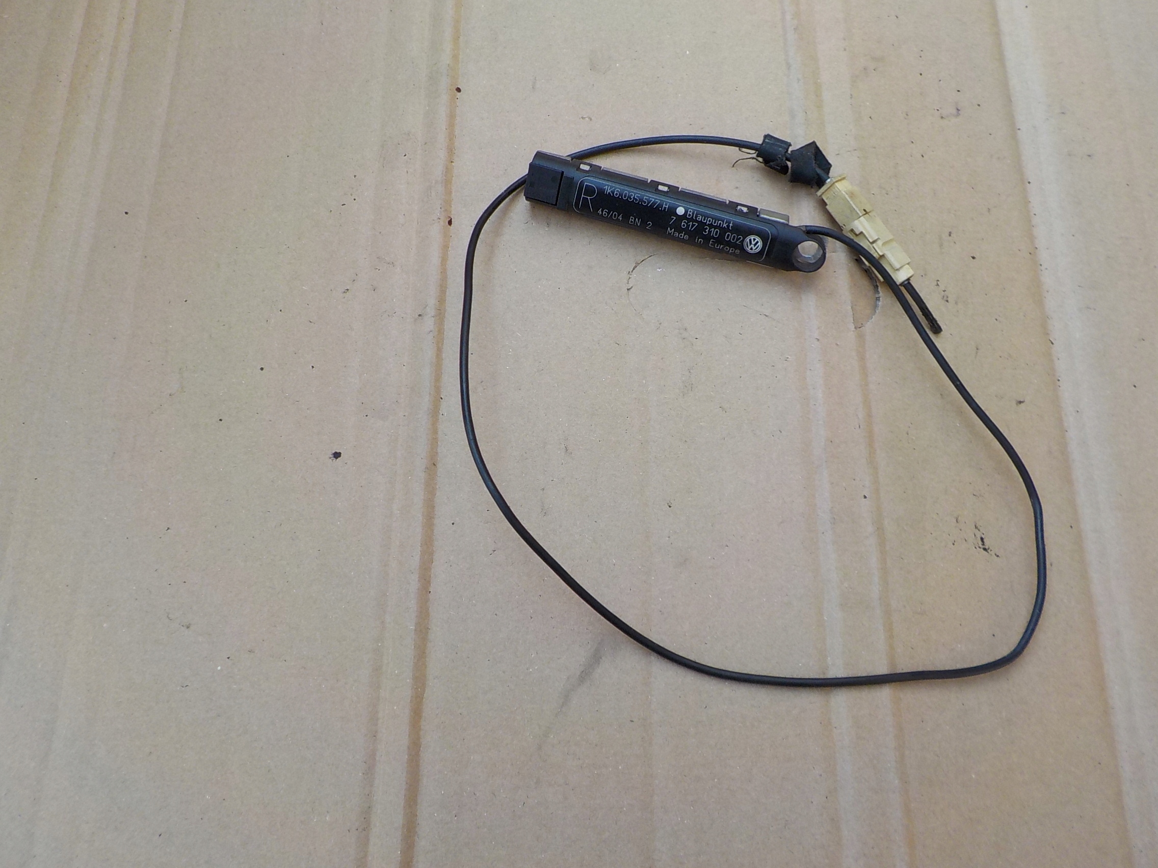 amplifier anteny vw golf V 1K6035577H