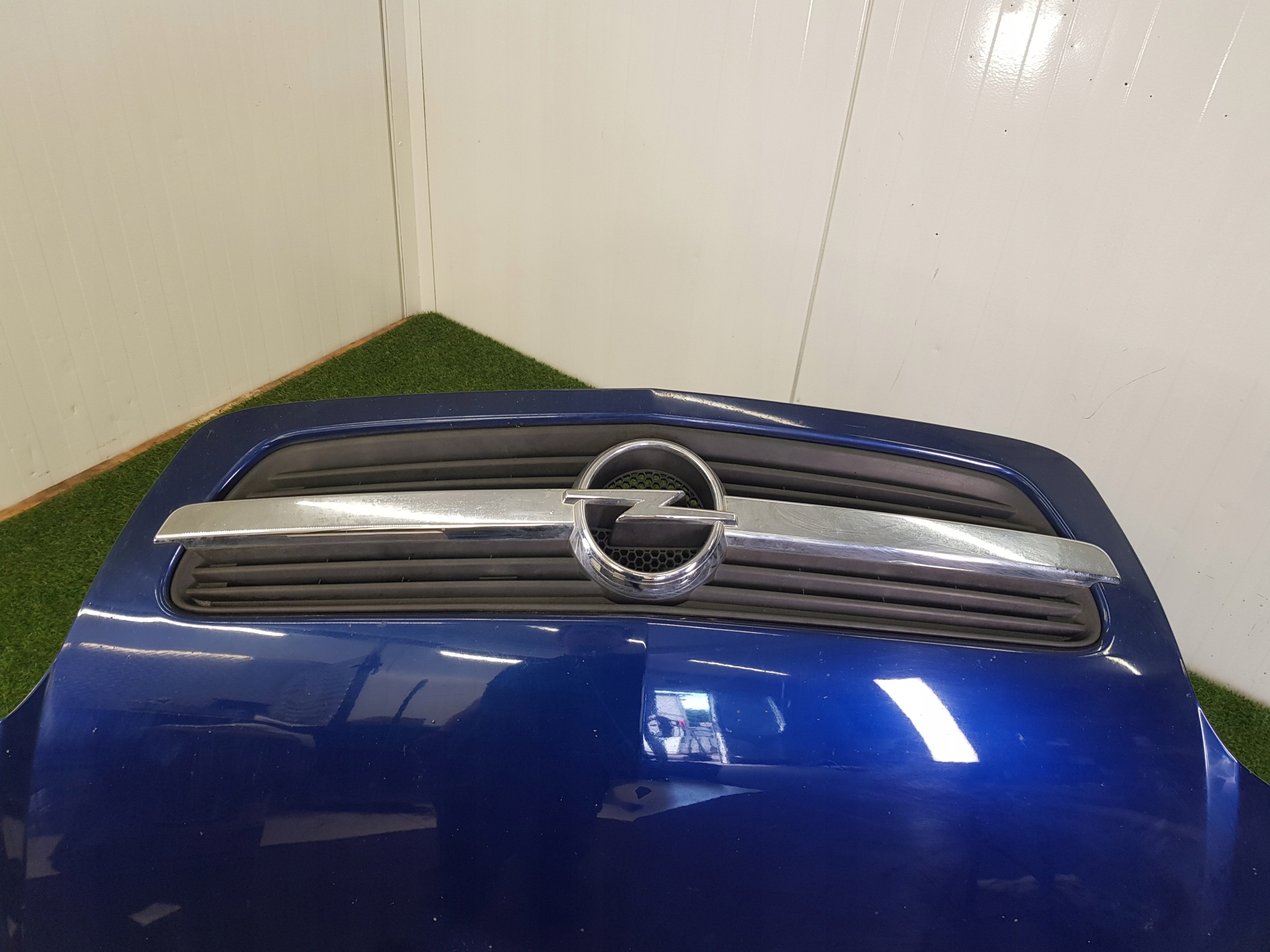 Capot OPEL MERIVA A 2004