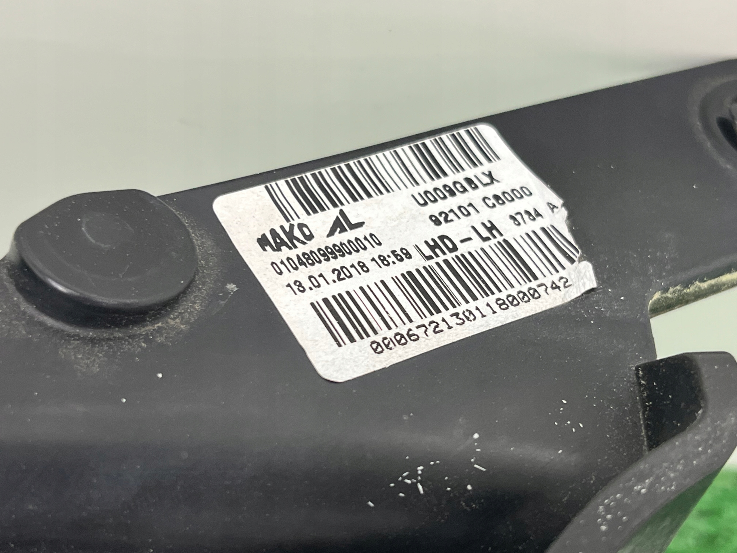 REFLEKTOR light left front HYUNDAI I20 II 2018 92101-C8000 EU SUPER STAN