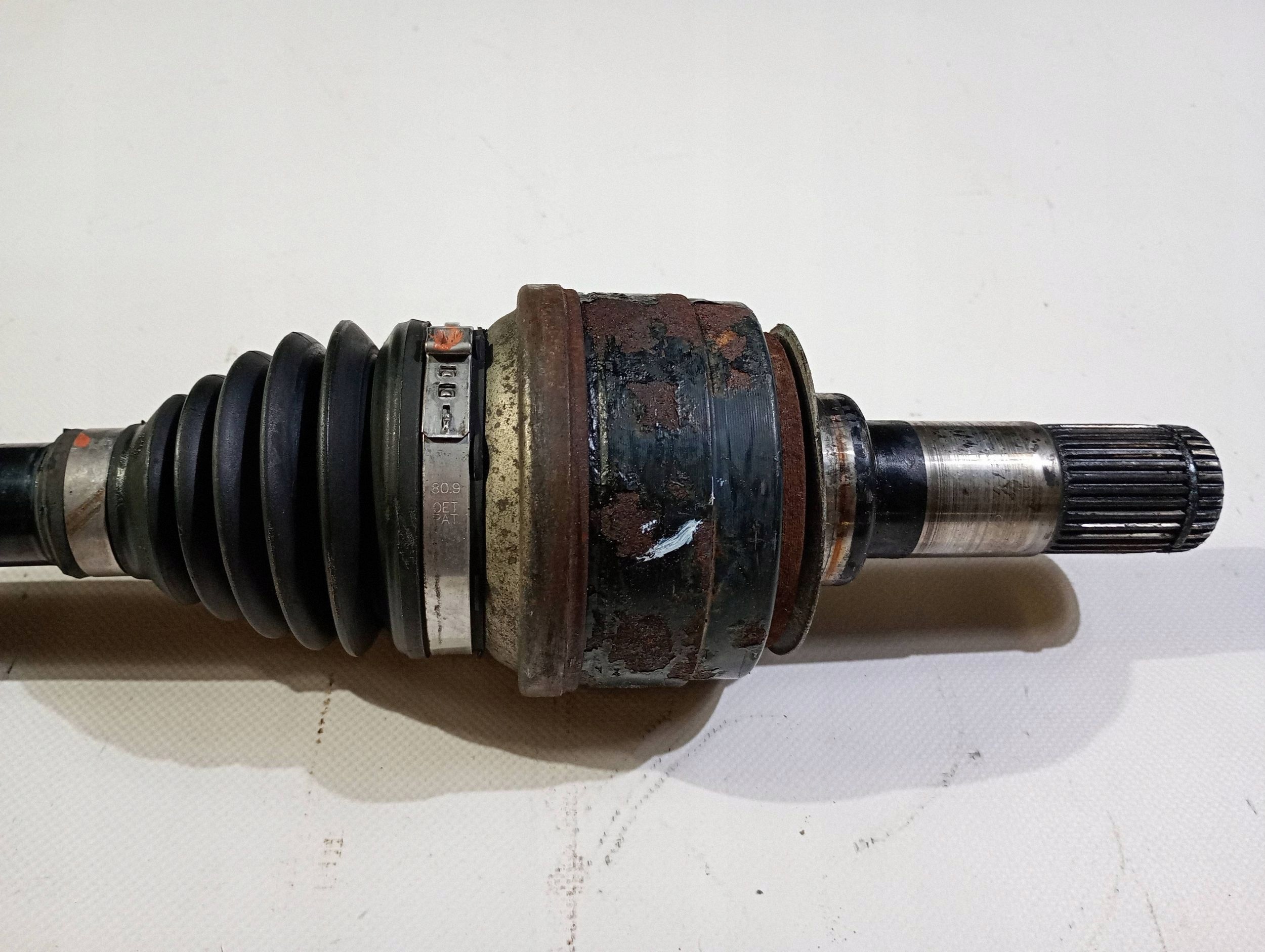 semi-axis left rear part rear left Chevrolet Camaro SS 6.2 v8 2009-2015