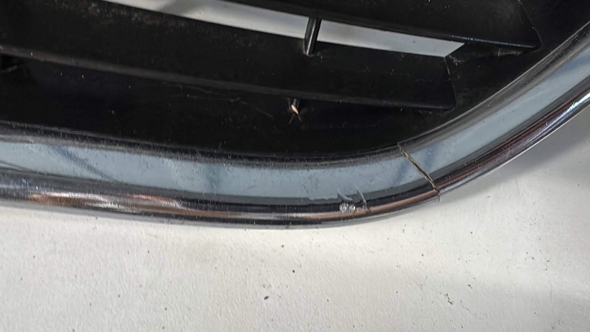 grill complete front SAAB 9-3 II 93 oe 02-07r. (grill + kidney grilles)
