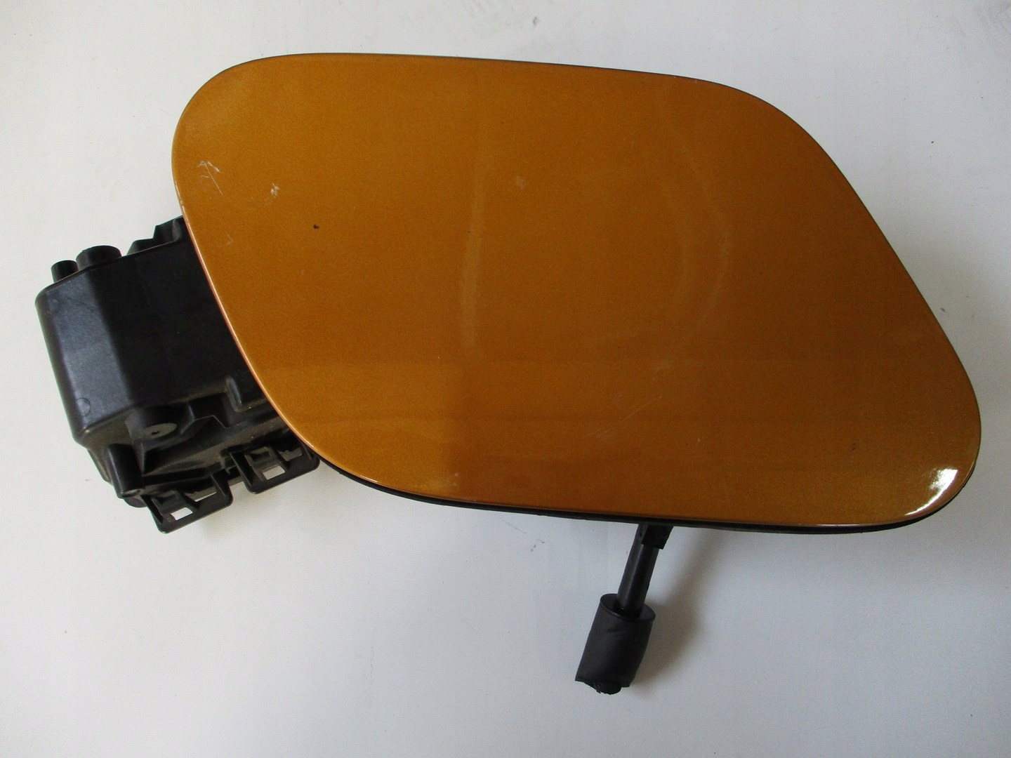 Klapka wlewu paliwa RENAULT SCENIC 4 IV