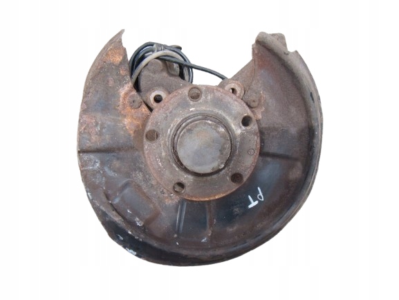 AUDI A4 B7 KOMBI 2004-2008 1.9TDI PIASTA ZWROTNICA PRAWY TYŁ PRAWA TYLNA