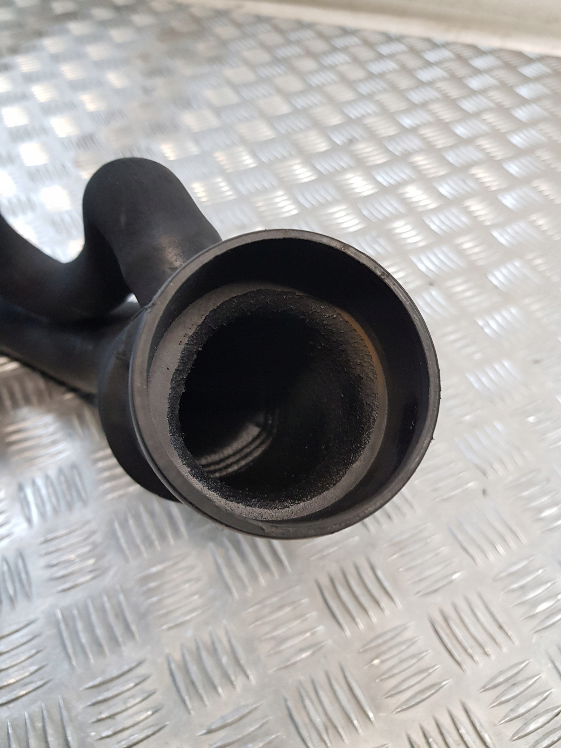 pipe intake air hose tube 7786013 BMW E61 2.5D