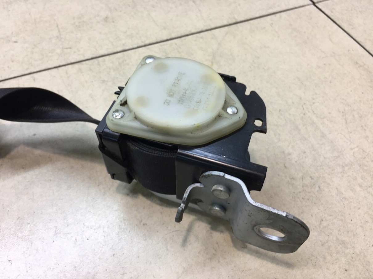 tension belt safety right front VOYAGER IV