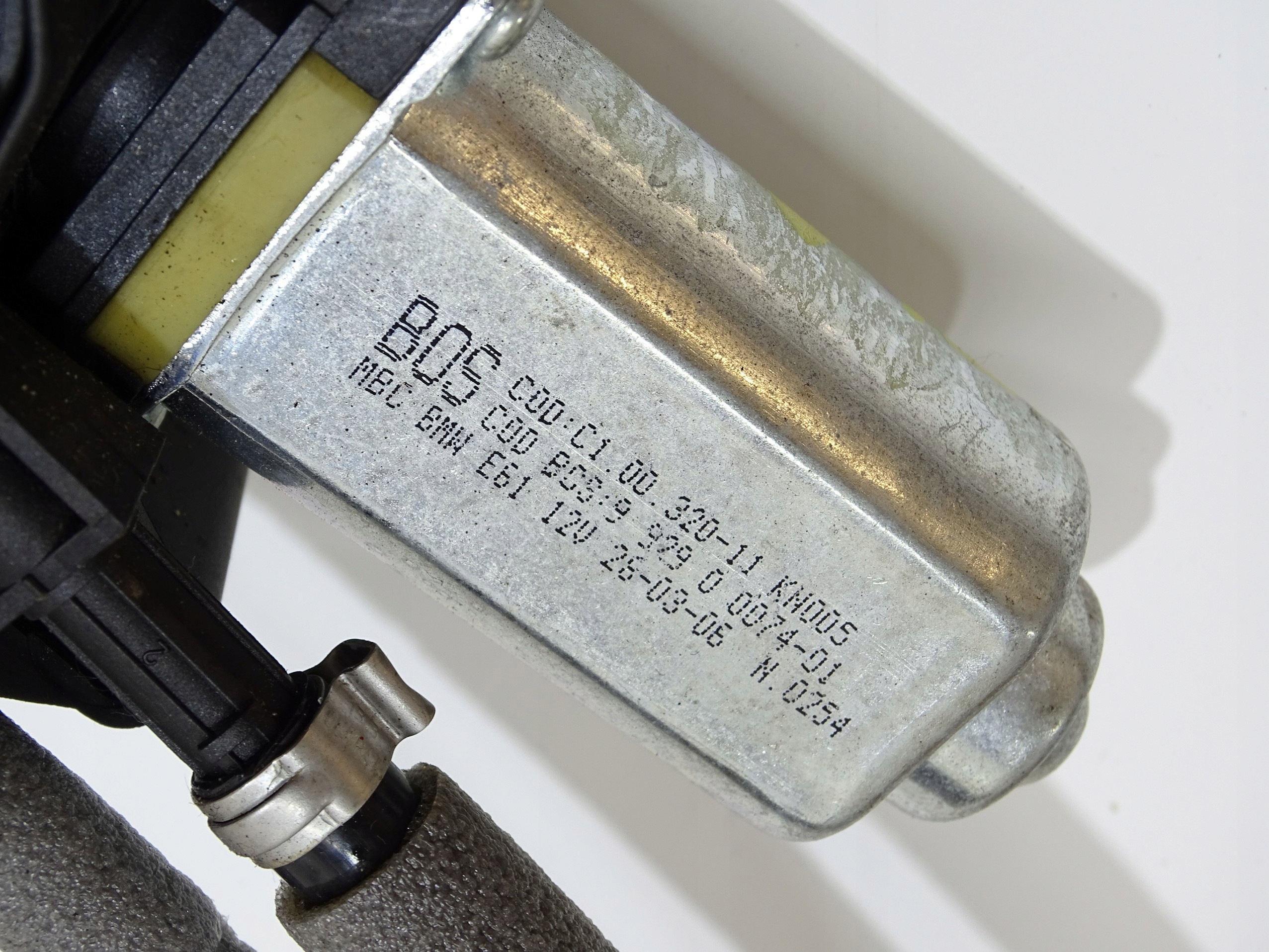 mechanism DOCIAGANIA bonnet boot BMW E61